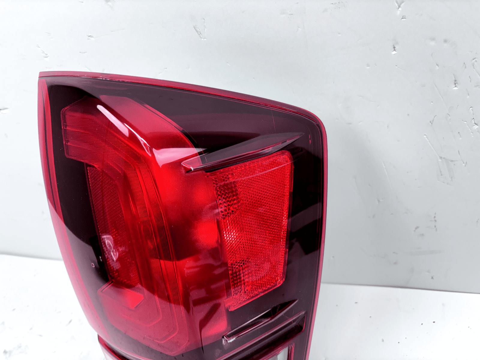 2016-2023 Toyota Tacoma TRD Black Bezel Rear Right OEM Tail Light - Image 4