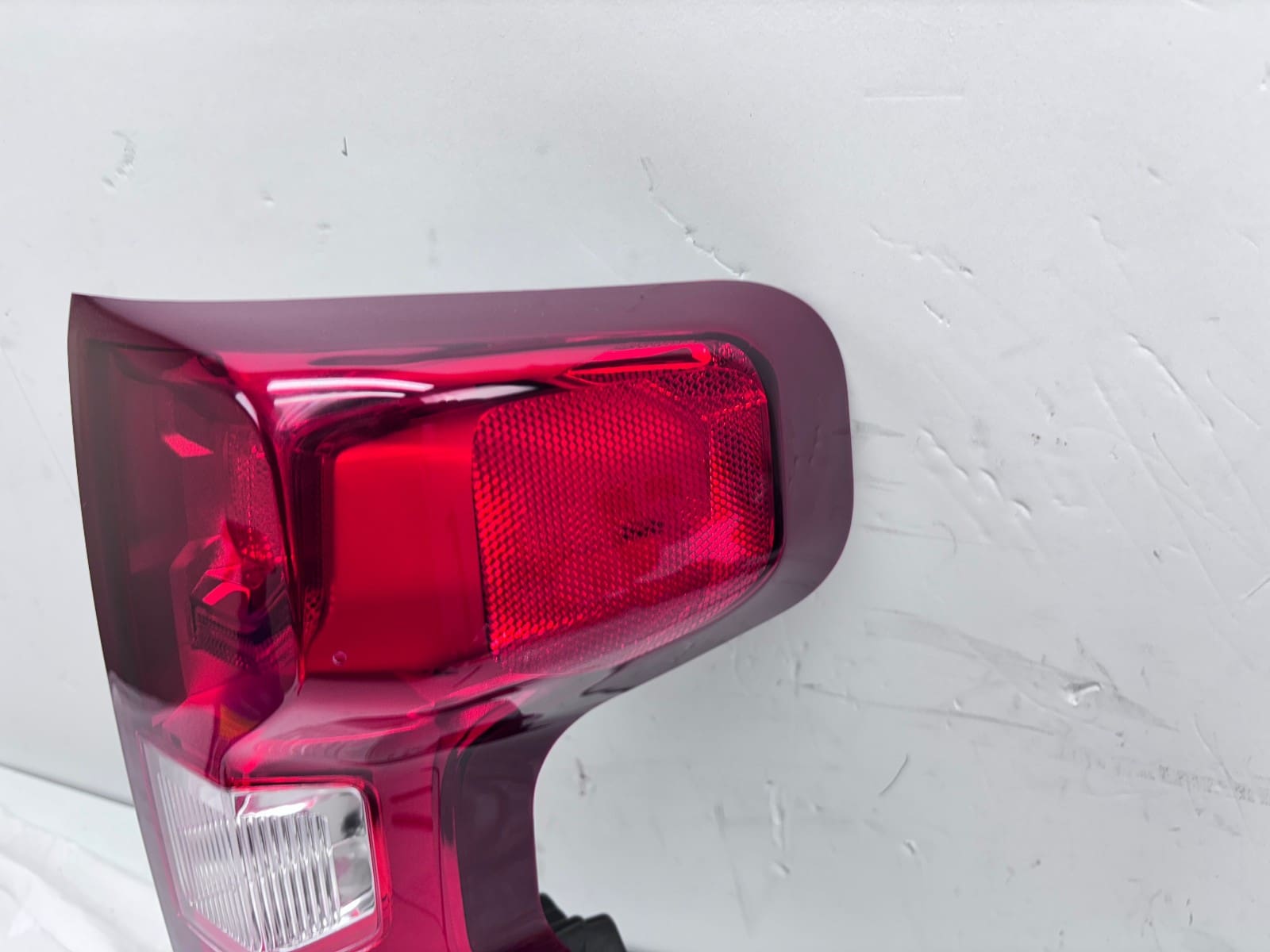 2019-2023 Chevy Silverado LED Rear Right OEM Tail Light 85115894 - Image 7