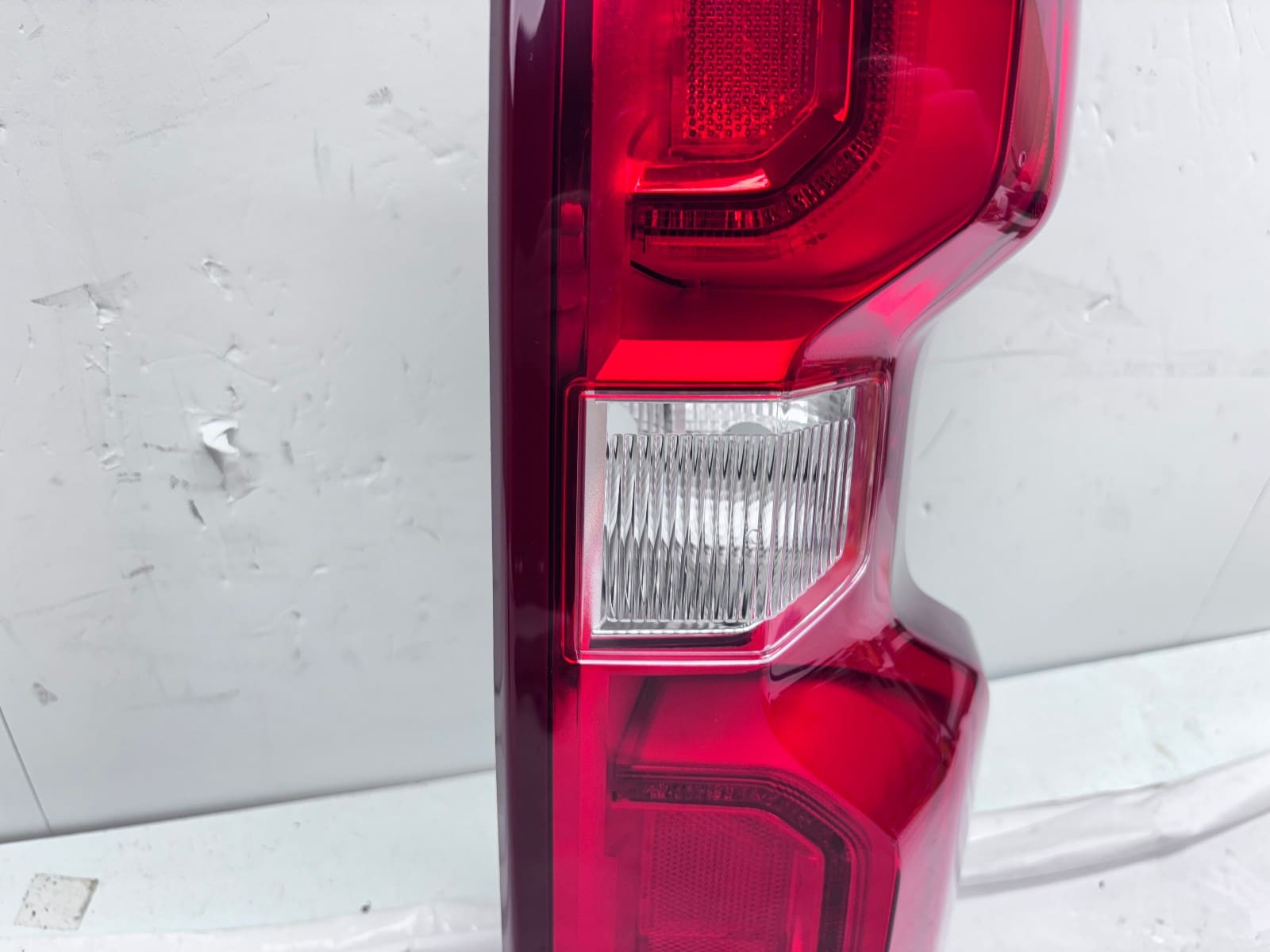 2019-2023 Chevy Silverado LED Rear Right OEM Tail Light 85115894 - Image 10