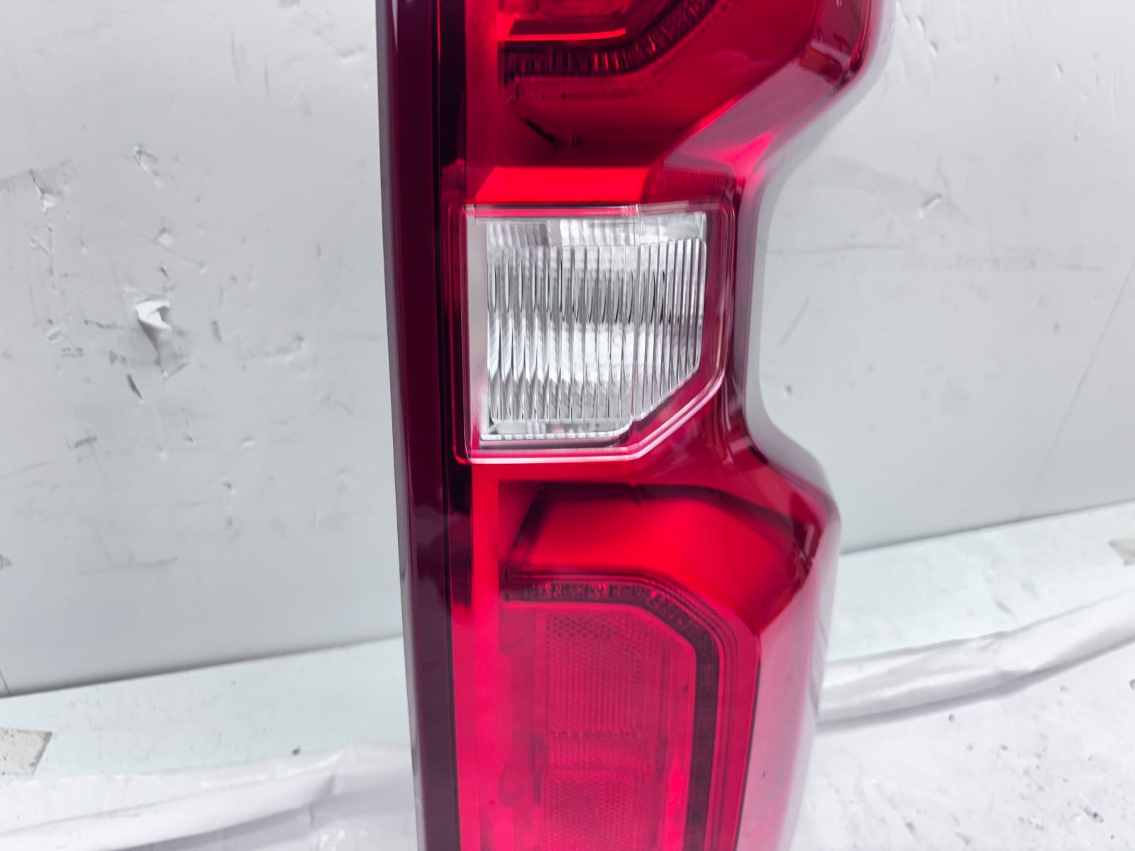 2019-2023 Chevy Silverado LED Rear Right OEM Tail Light 85115894 - Image 11