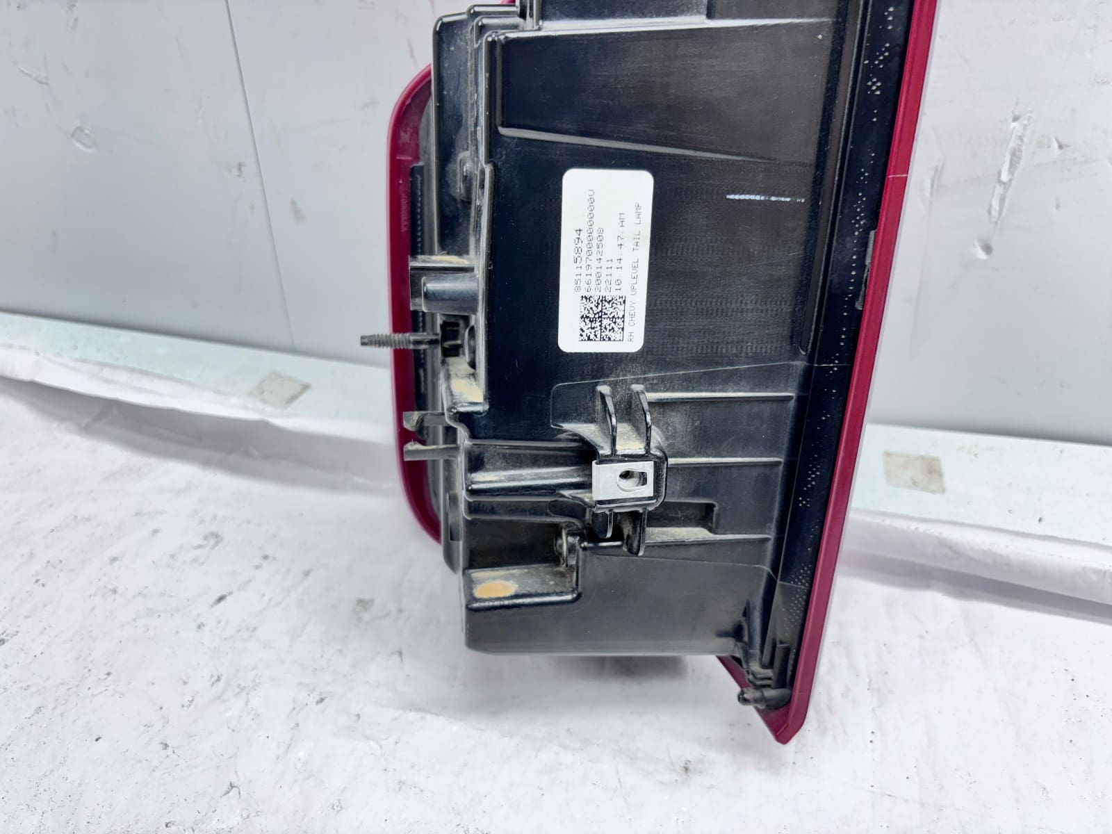 2019-2023 Chevy Silverado LED Rear Right OEM Tail Light 85115894 - Image 15