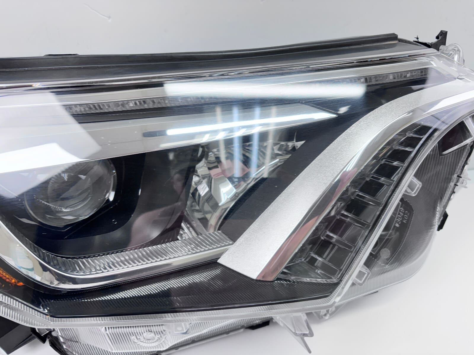 2016-18 Toyota RAV4 Full LED Front Right OEM Headlight - Image 6