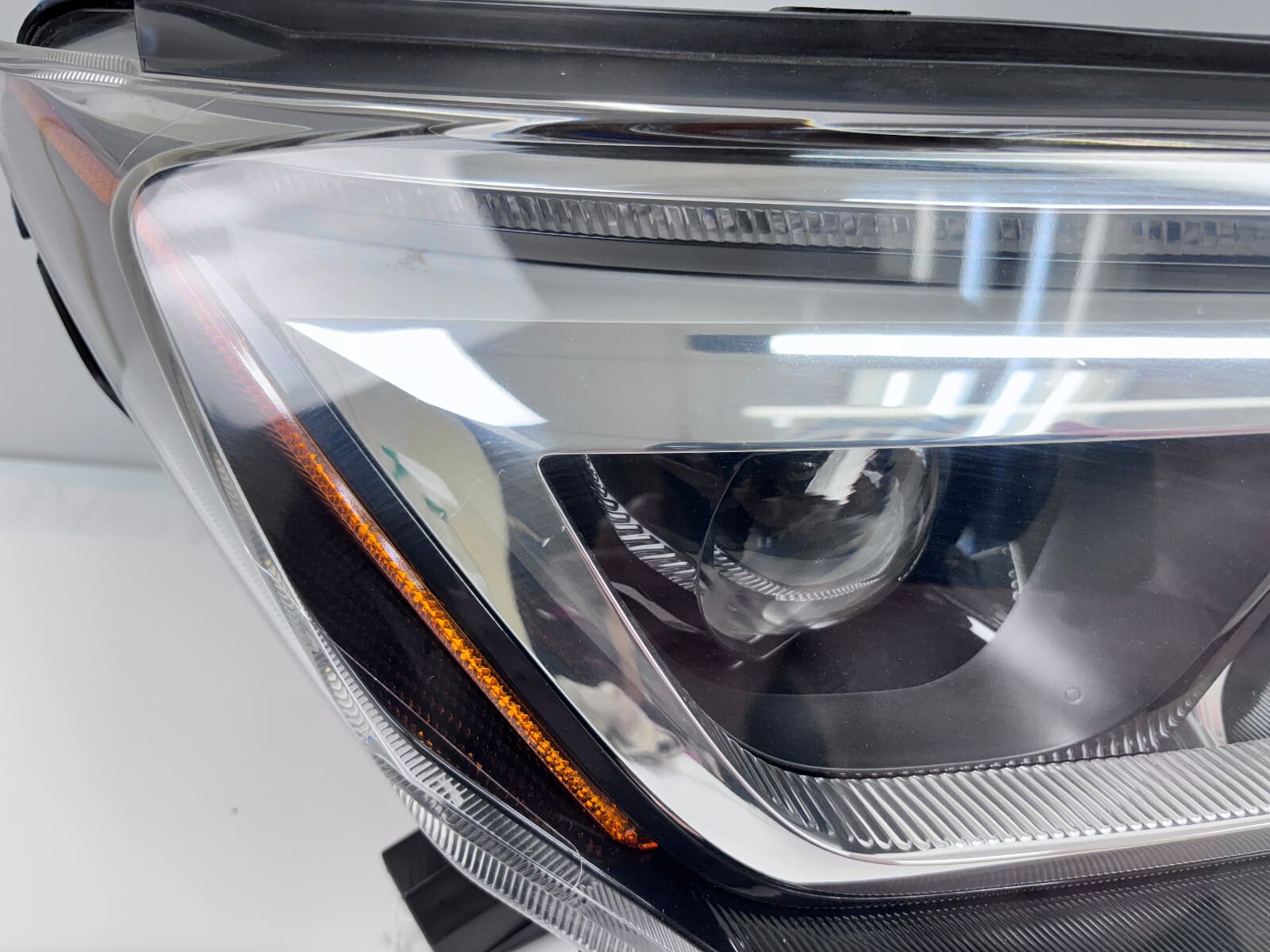 2016-18 Toyota RAV4 Full LED Front Right OEM Headlight - Image 9