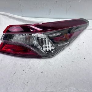 2018-2023 Toyota Camry Halogen TRD XSE Rear Right OEM Tail Light