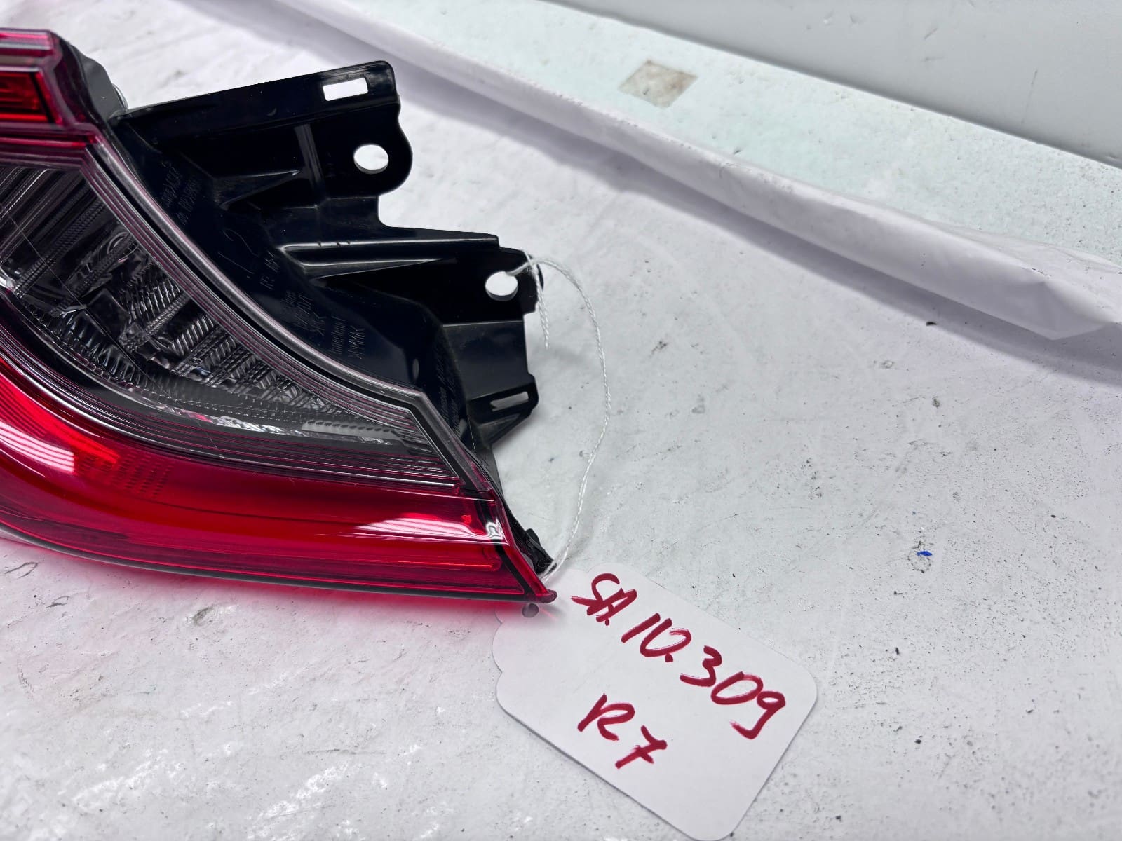 2025-2026 Toyota Camry LED Rear Left OEM Tail Light - Image 4