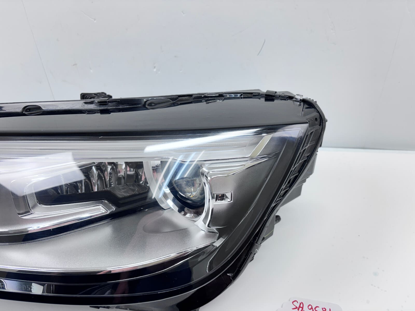2018-20 Audi Q5; SQ5 Xenon HID Front Left OEM Headlight 80A941005B - Image 7