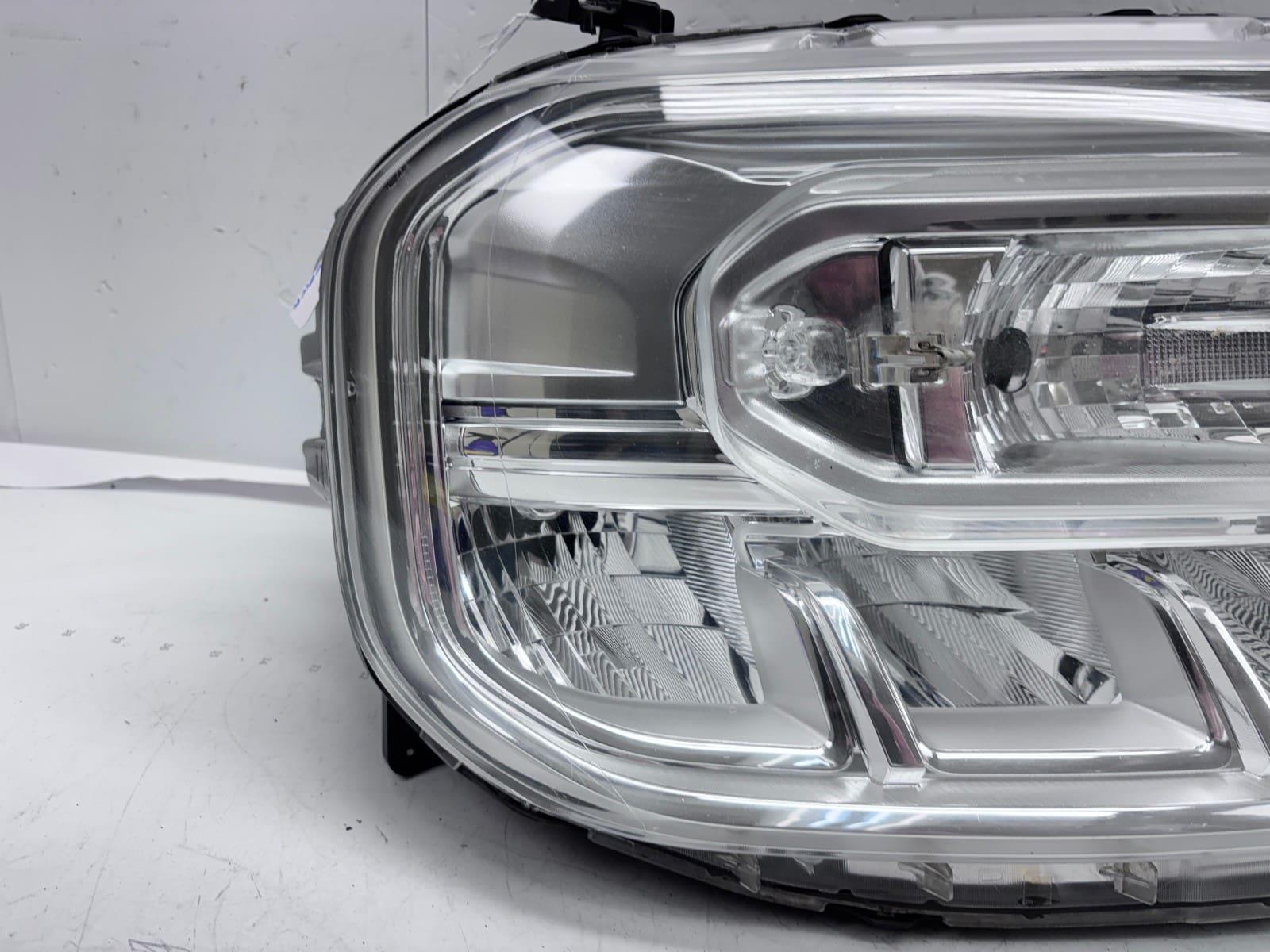 2022-24 Ford Maverick LED Front Right OEM Headlight NZ6B13E016AF - Image 7