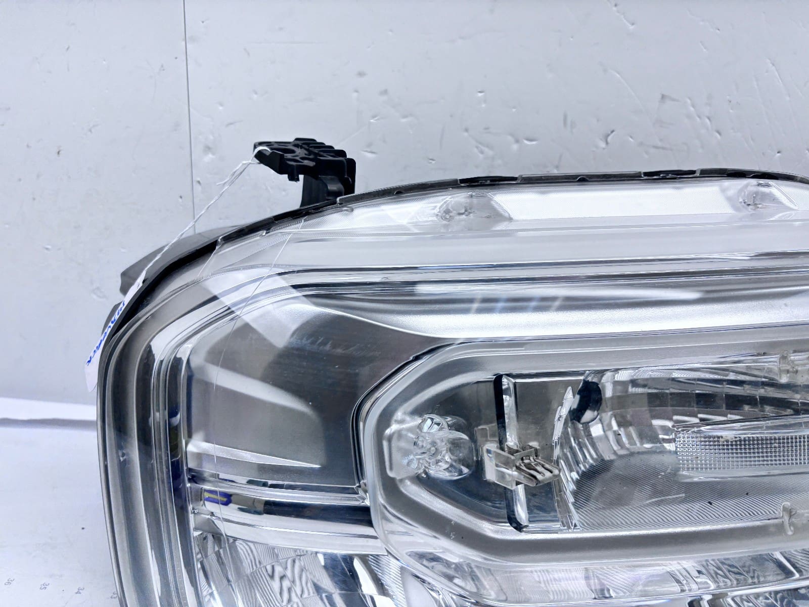 2022-24 Ford Maverick LED Front Right OEM Headlight NZ6B13E016AF - Image 9