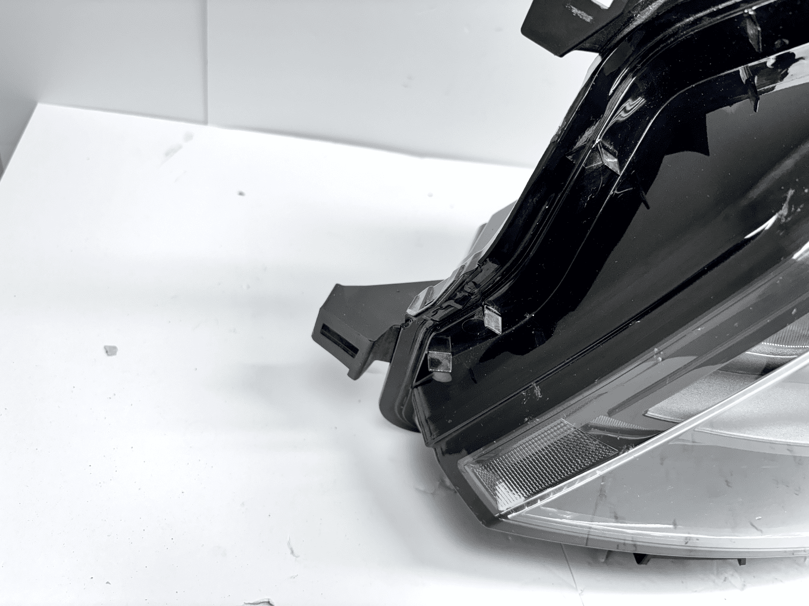 Used 2022-2024 Nissan Pathfinder Front Left LED OEM Headlight - Image 16