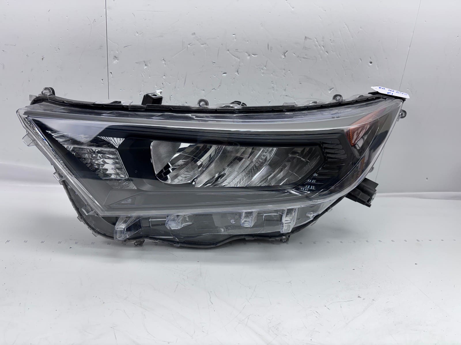 Toyota RAV4 2019-21 Black LED Front Left OEM Headlight 81110-0R152
