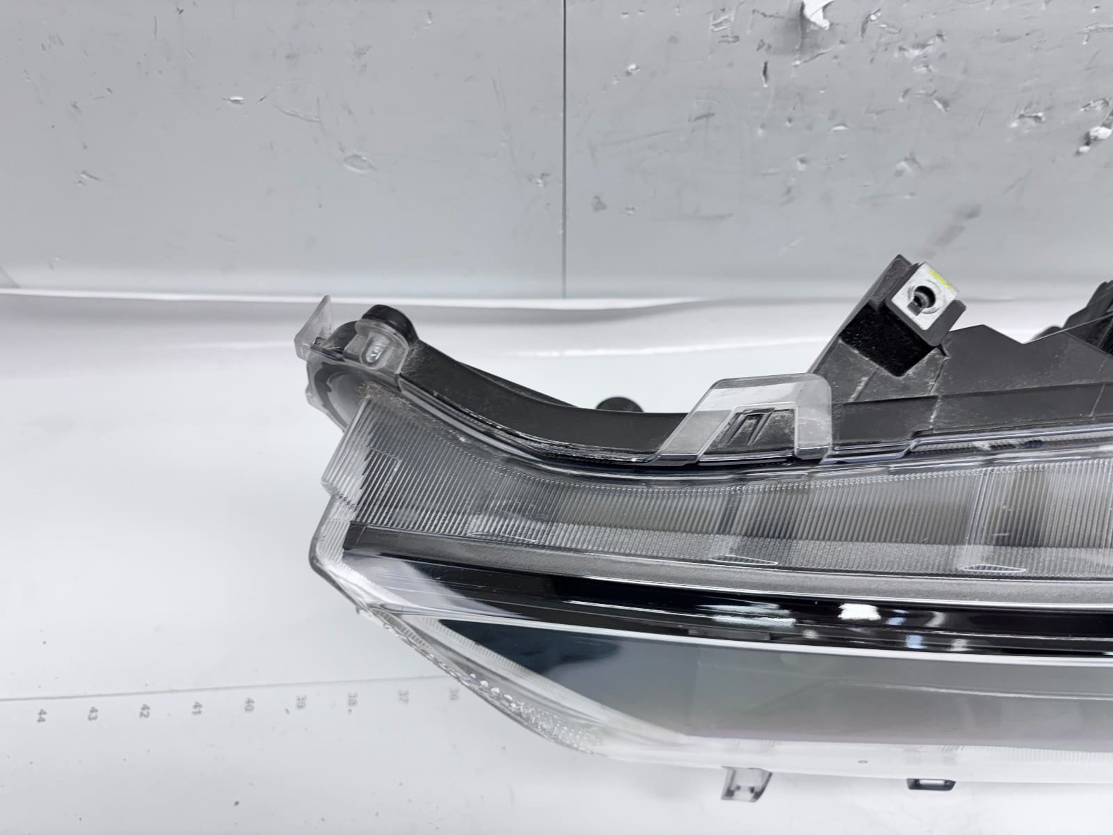 Toyota RAV4 2019-21 Black LED Front Left OEM Headlight 81110-0R152 - Image 17