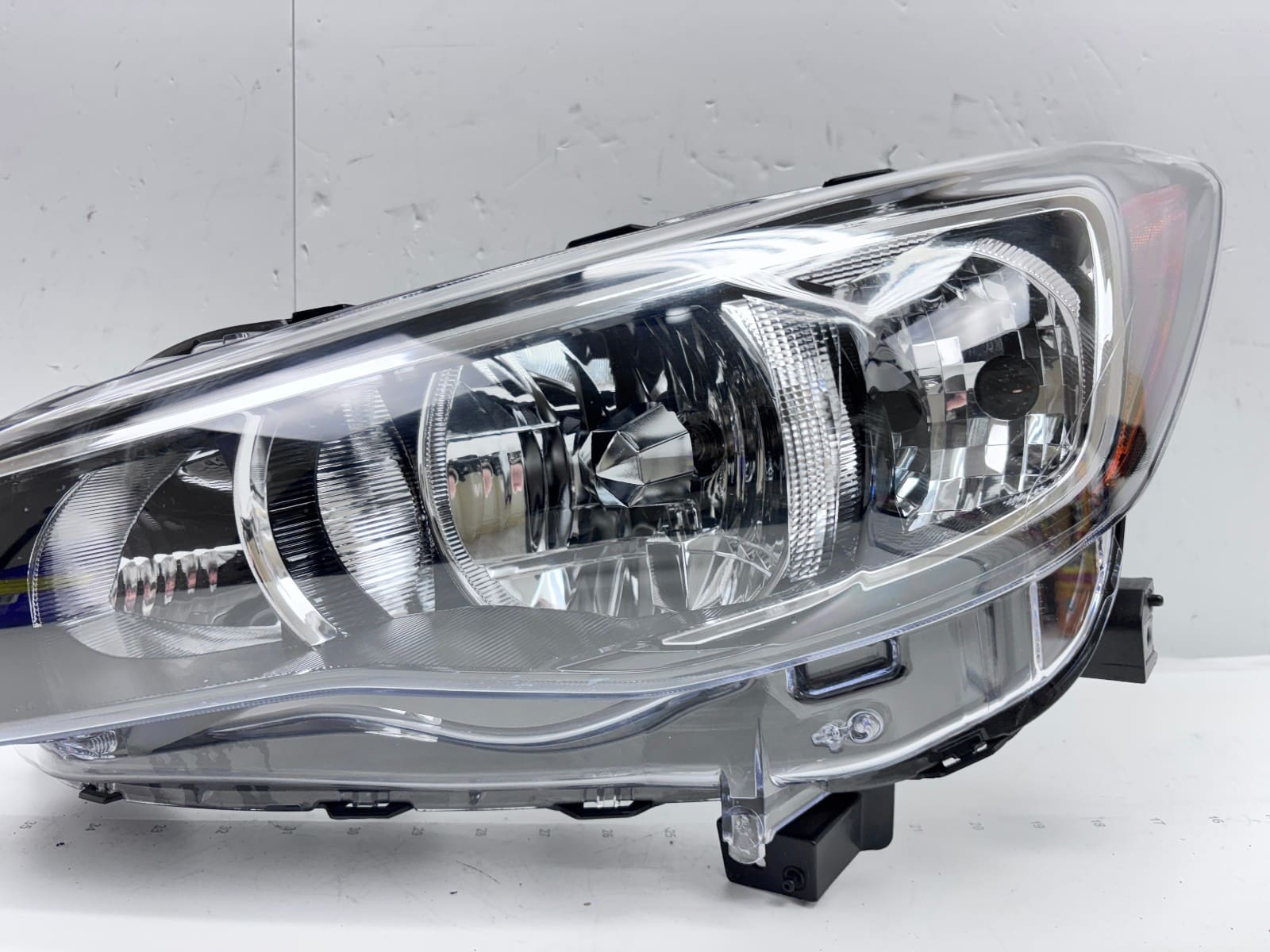Subaru Crosstrek Impreza 2017-23 Halogen Front Left OEM Headlight - Image 5