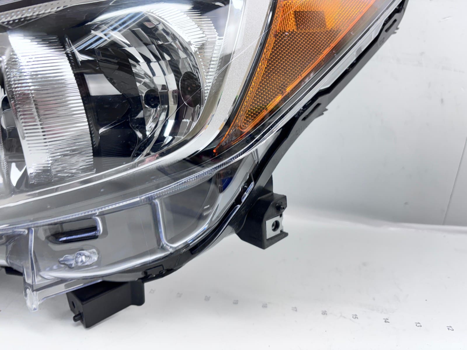 Subaru Crosstrek Impreza 2017-23 Halogen Front Left OEM Headlight - Image 8