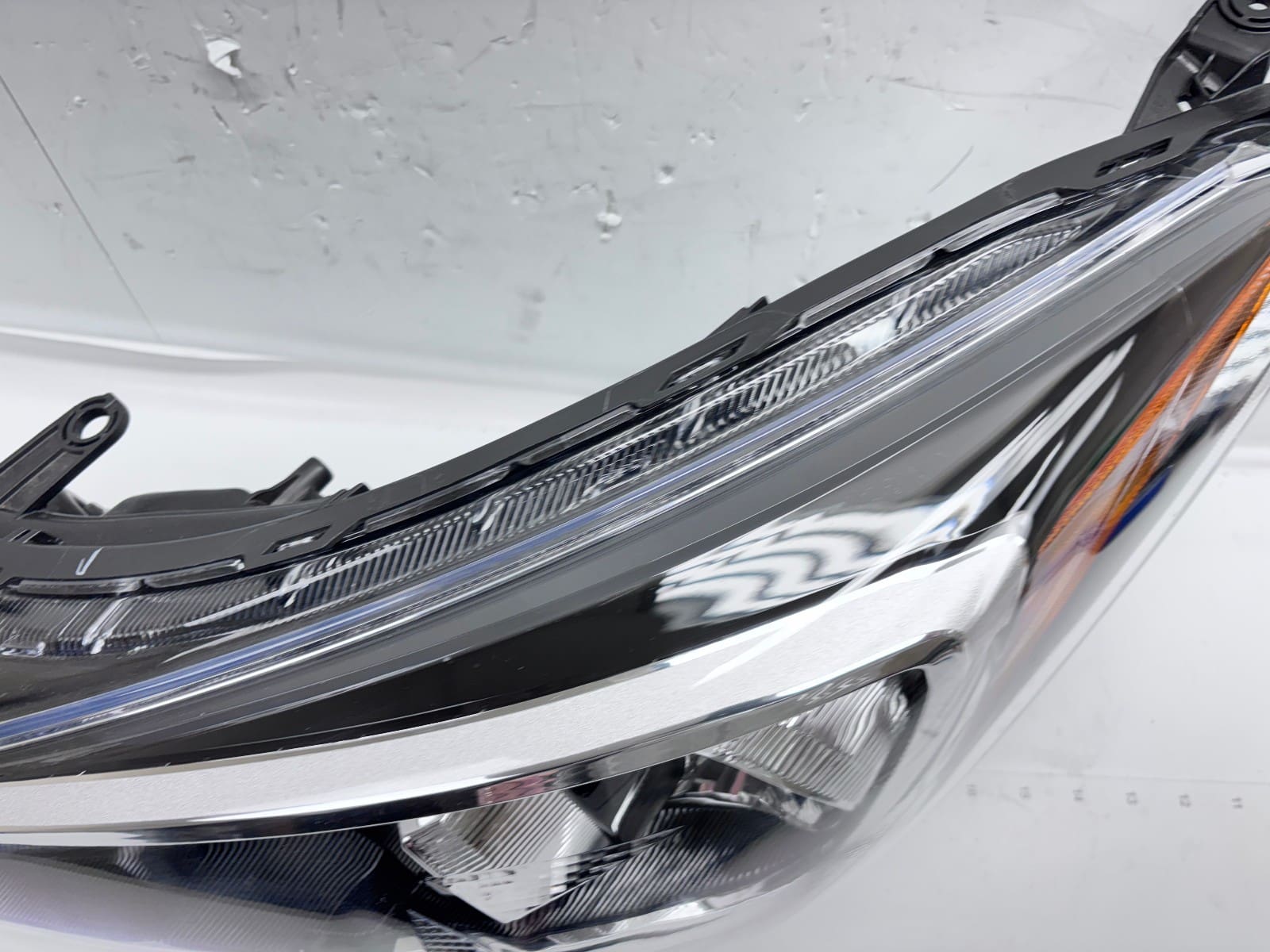 Subaru Crosstrek Impreza 2017-23 Halogen Front Left OEM Headlight - Image 15