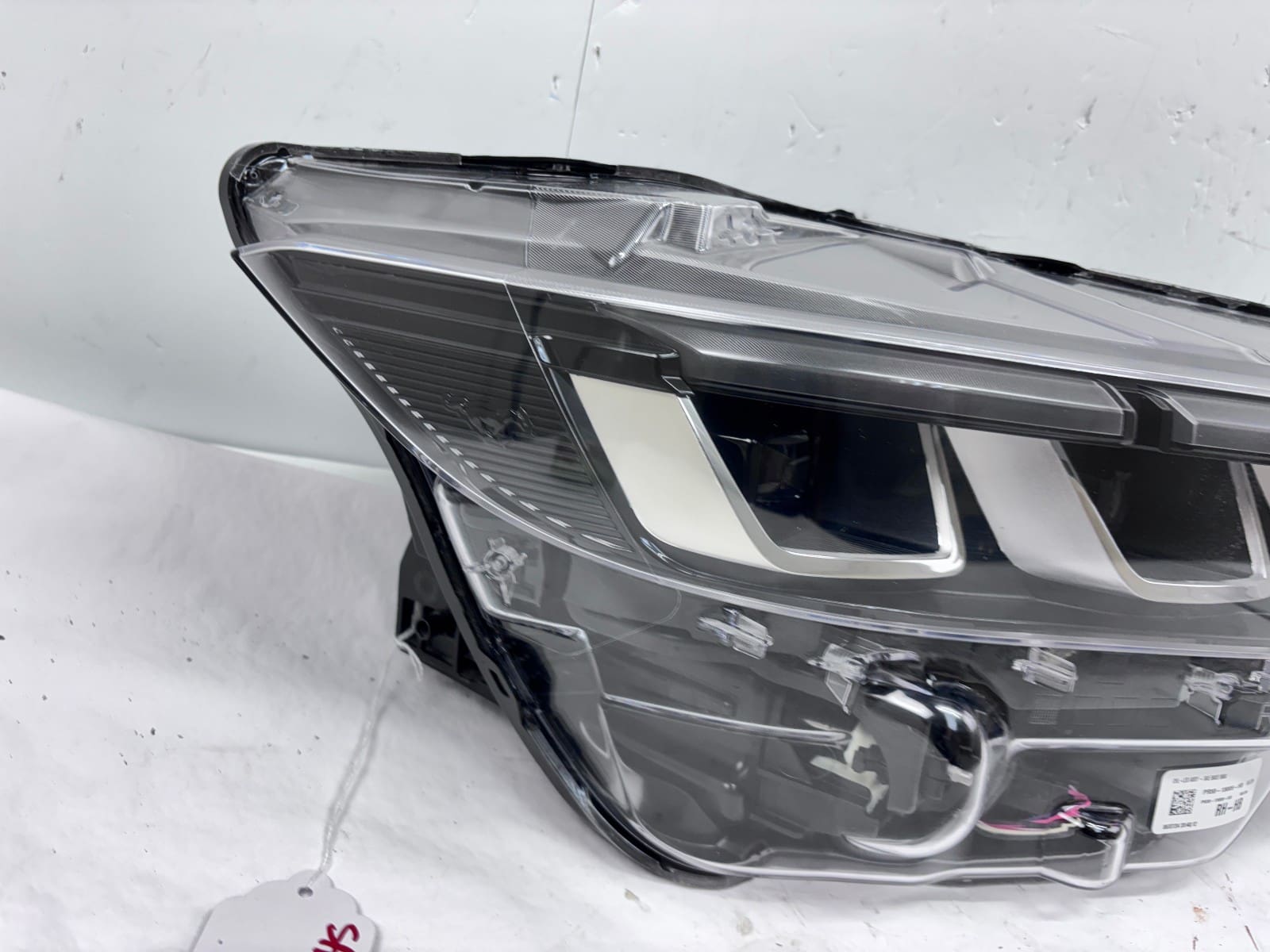 2024-2025 Ford Mustang LED Front Right OEM Headlight PR3B13005HB - Image 5