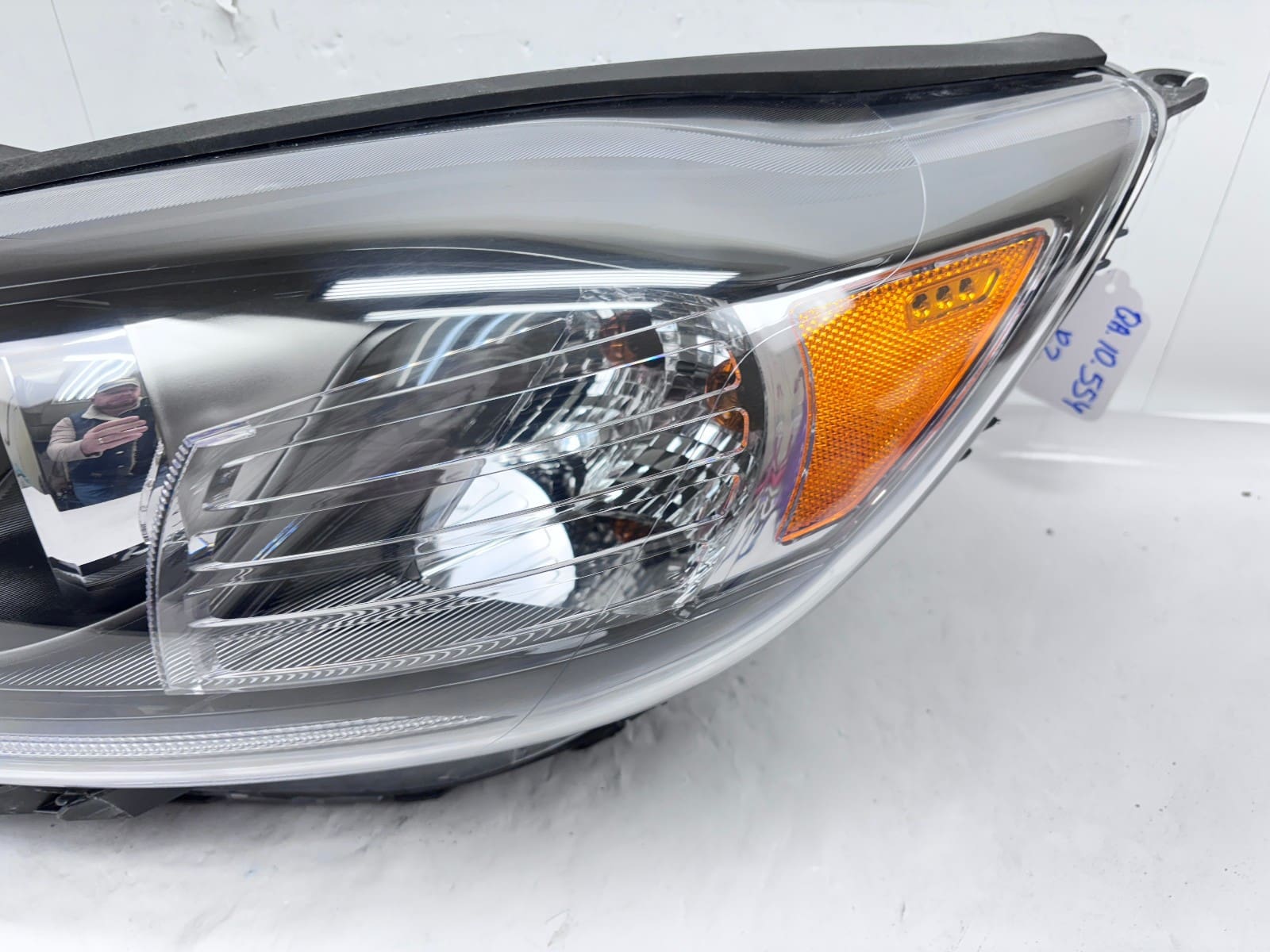 2019-20 Kia Sorento Halogen LED Front Left OEM Headlight 92101-C6510 - Image 11