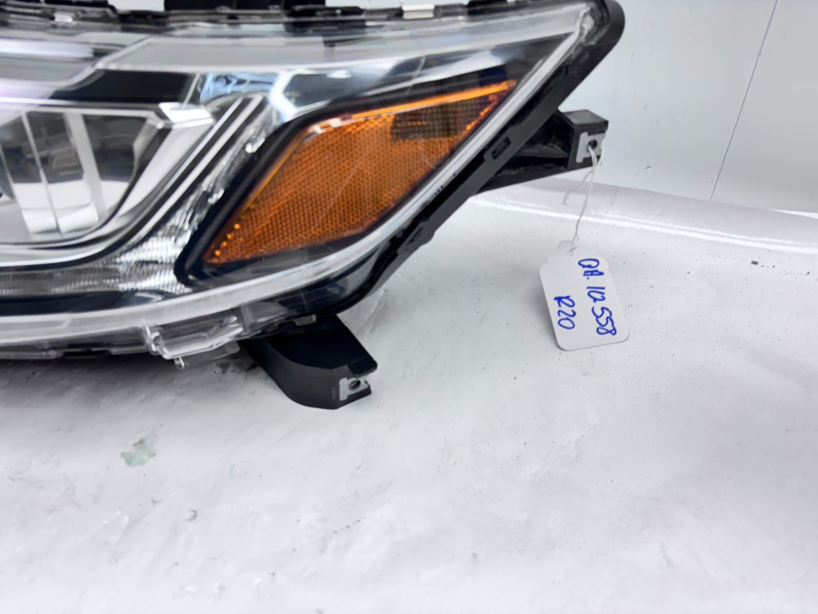 2016-20 Mitsubishi Outlander Halogen LED Front Left OEM Headlight - Image 4