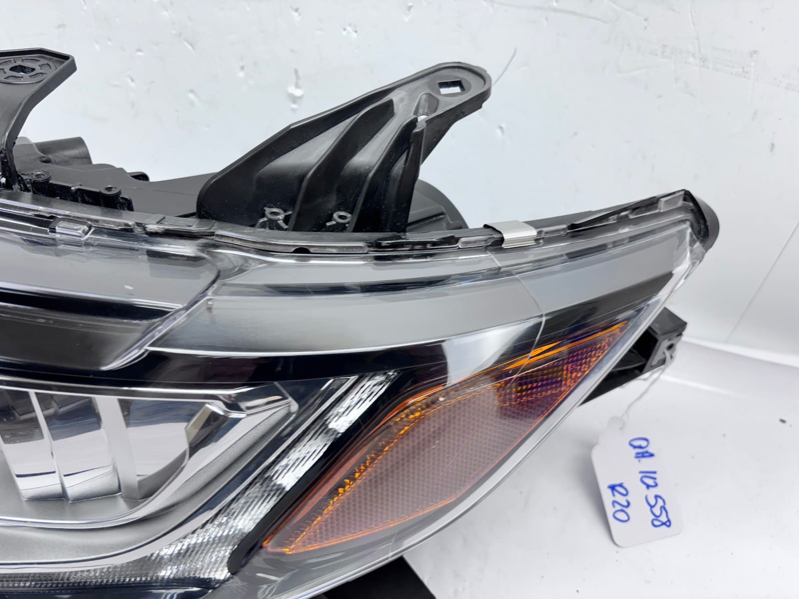 2016-20 Mitsubishi Outlander Halogen LED Front Left OEM Headlight - Image 9