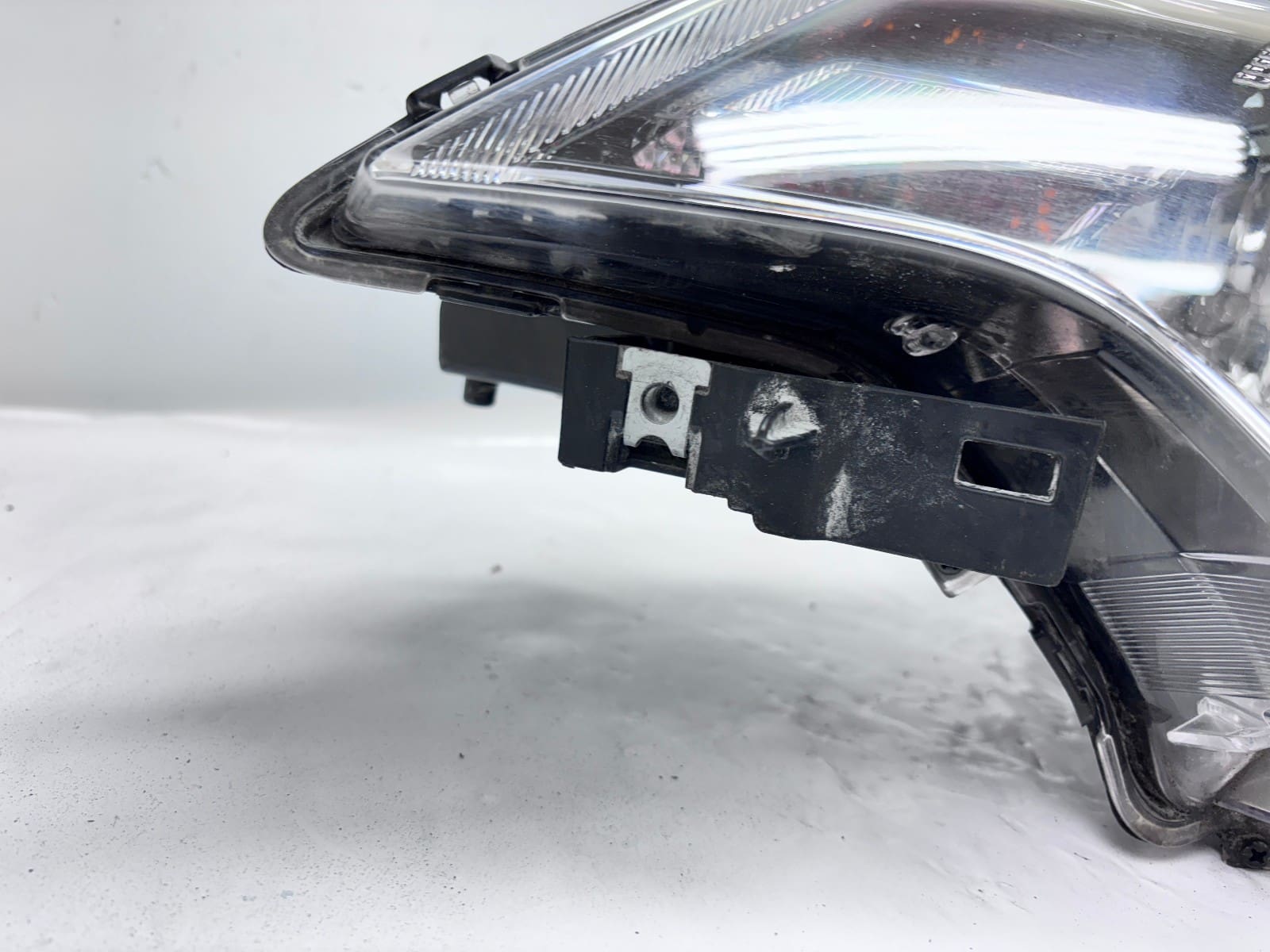 2016-20 Mitsubishi Outlander Halogen LED Front Left OEM Headlight - Image 15