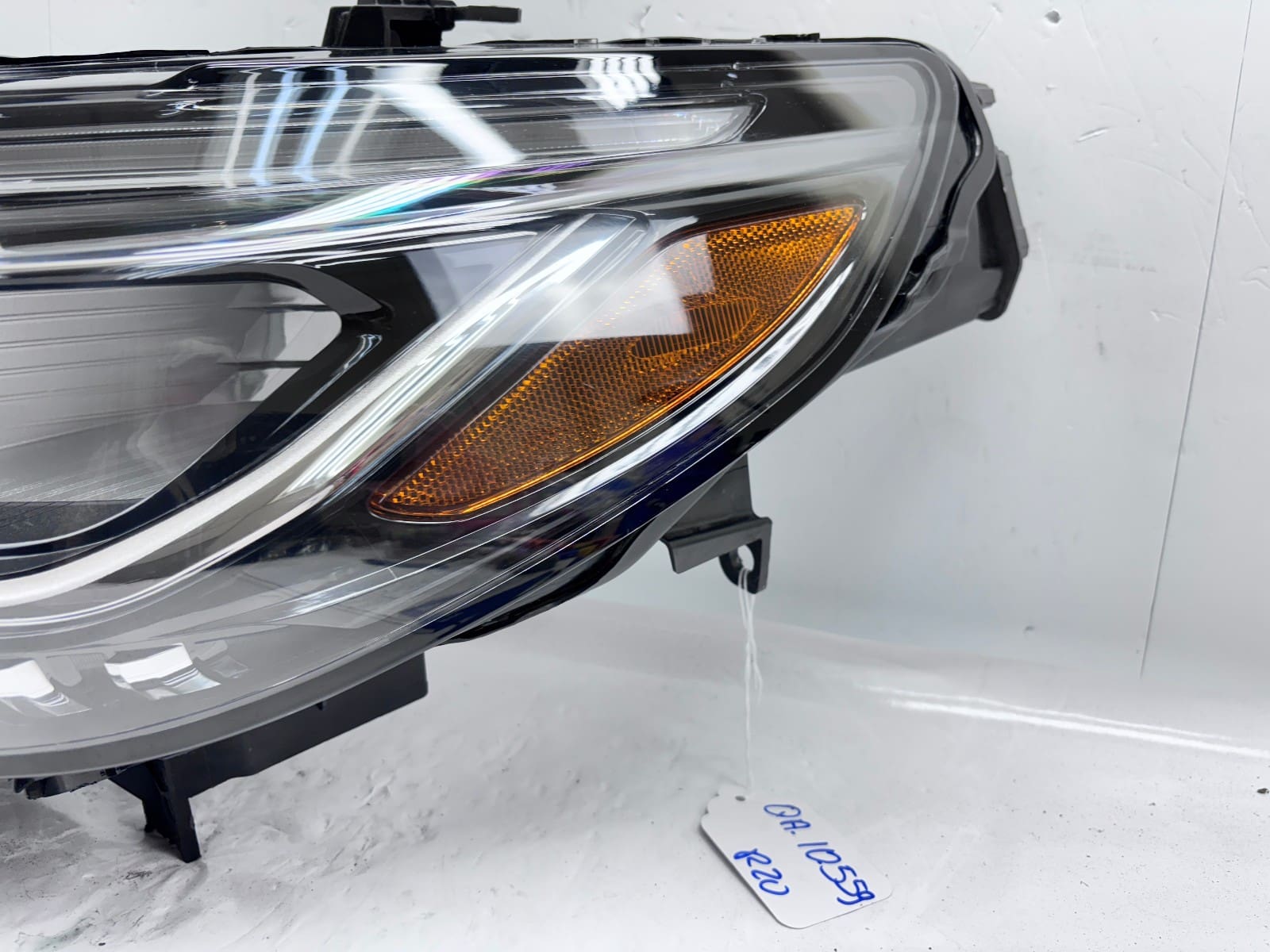 2025-2026 Ford Explorer LED Front Left OEM Headlight TESTED - Image 4