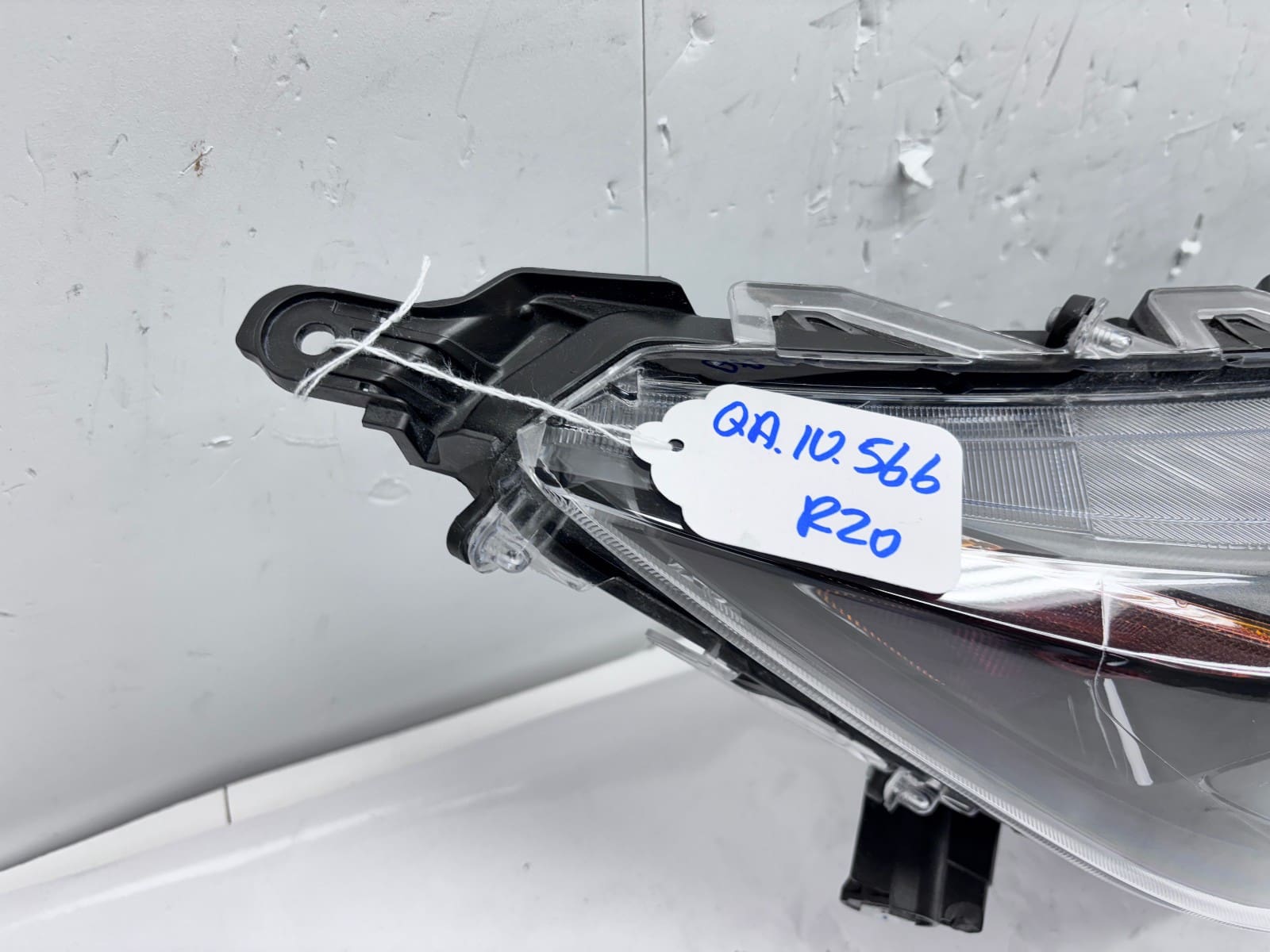 Toyota RAV4 2019-21 LED Right Passenger Side OEM Headlight 81110-0R142 - Image 15