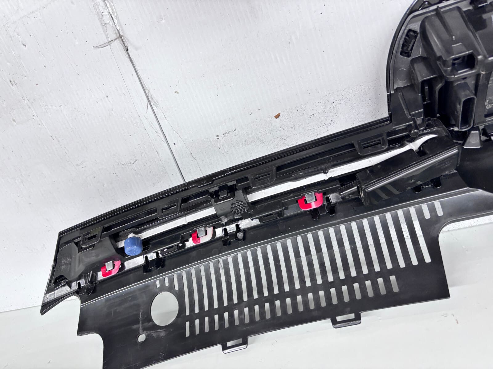 2020-24 VW Golf GTI Front OEM Grille Cruise Control 5H0853653 - Image 19