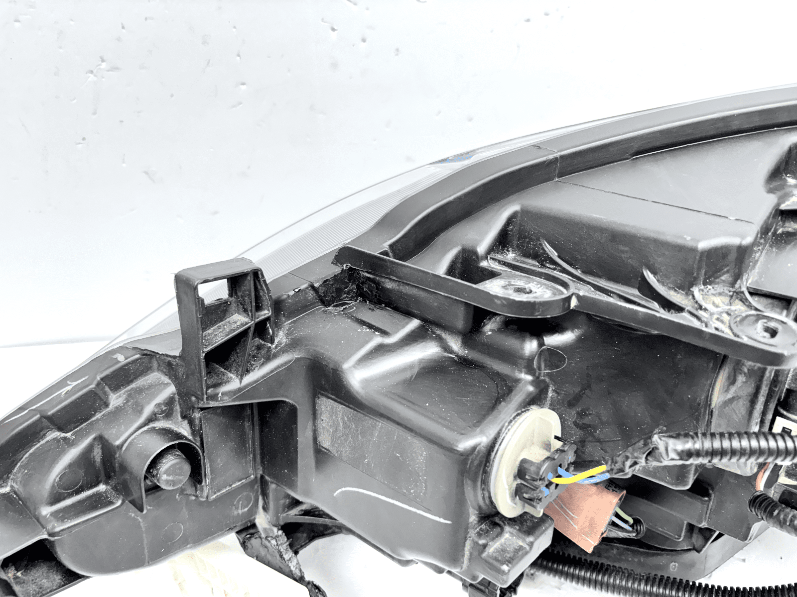 2016-19 Nissan Sentra Halogen Front Right OEM Headlight Black Housing - Image 13