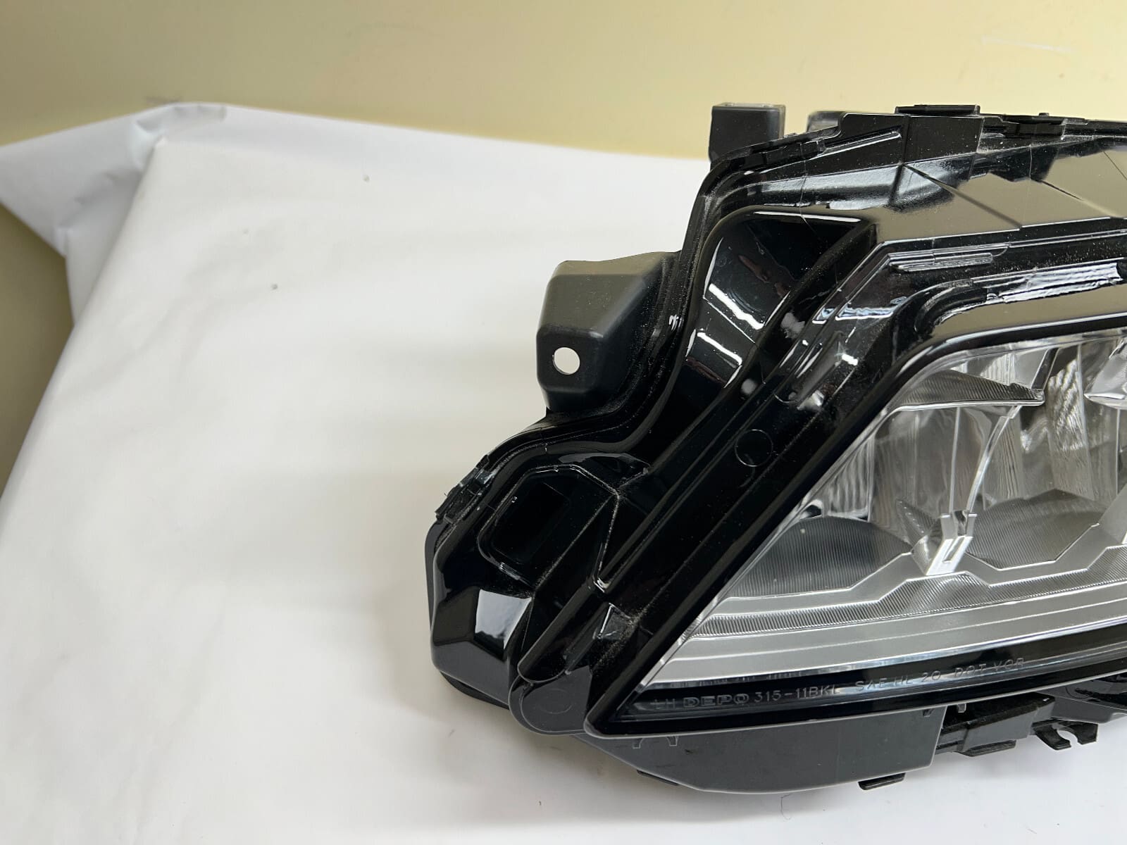 NICE ALL TABS 2021-23 Nissan Rogue LED Front Left Headlight - Image 12