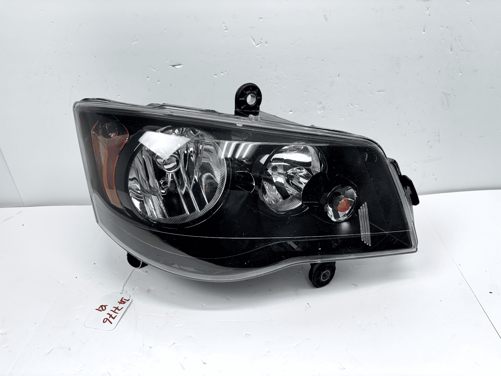 2011-2020 Dodge Grand Caravan Front Right OEM Headlight