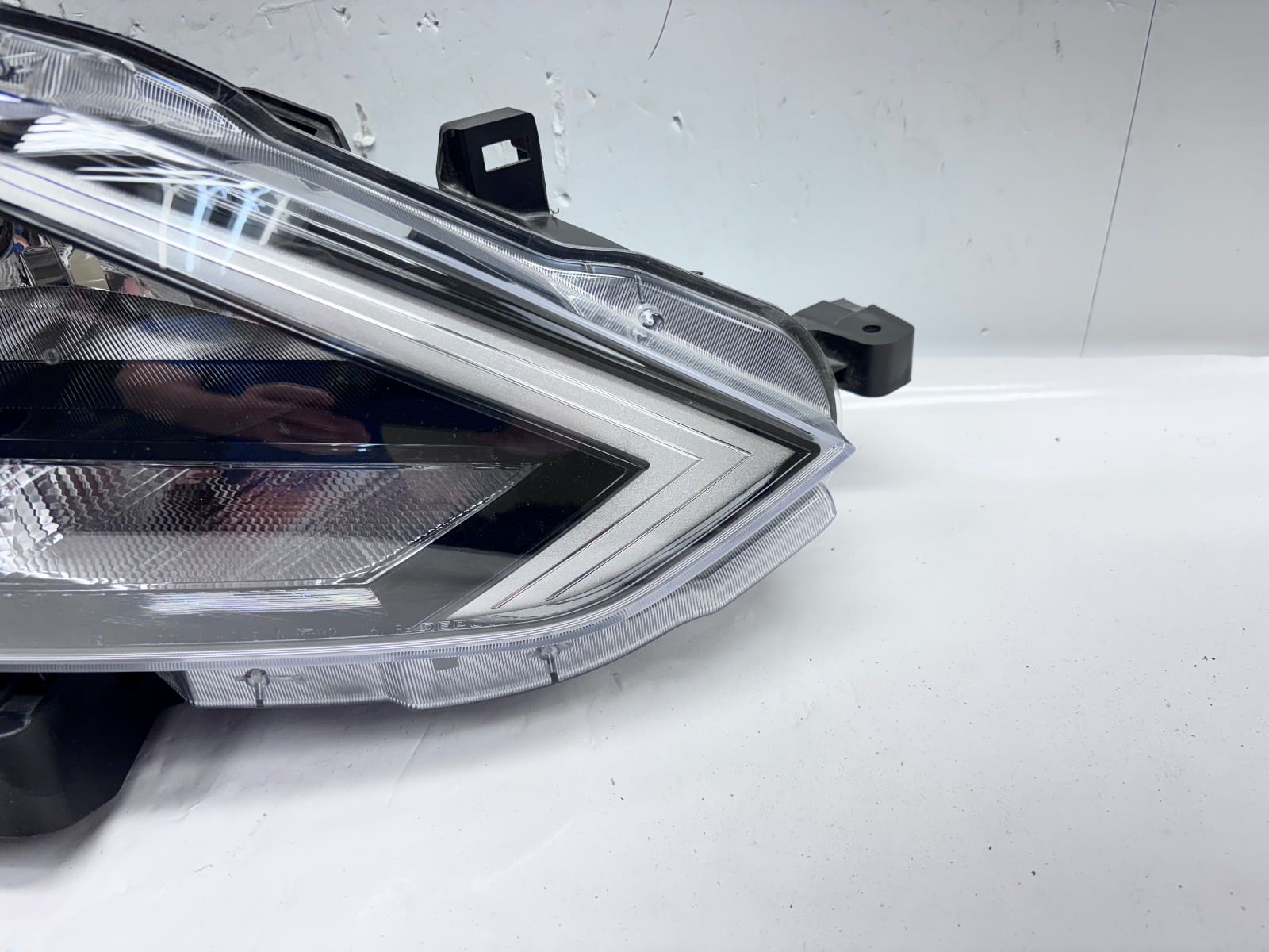 2016-19 Nissan Sentra Halogen Front Right CAPA Headlight 26010-3YU0A - Image 2