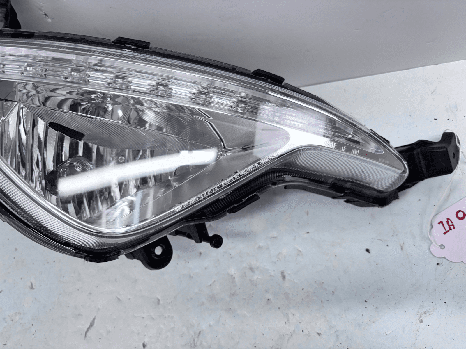 2013-2016 Hyundai Genesis Coupe Halogen Front Right OEM Fog Light - Image 6