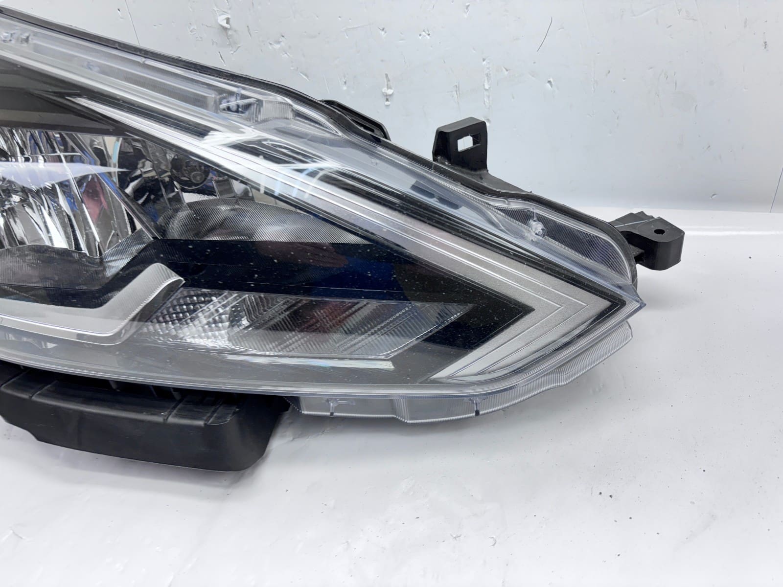 2016-19 Nissan Sentra Halogen Front Right CAPA Headlight 26010-3YU0A - Image 2