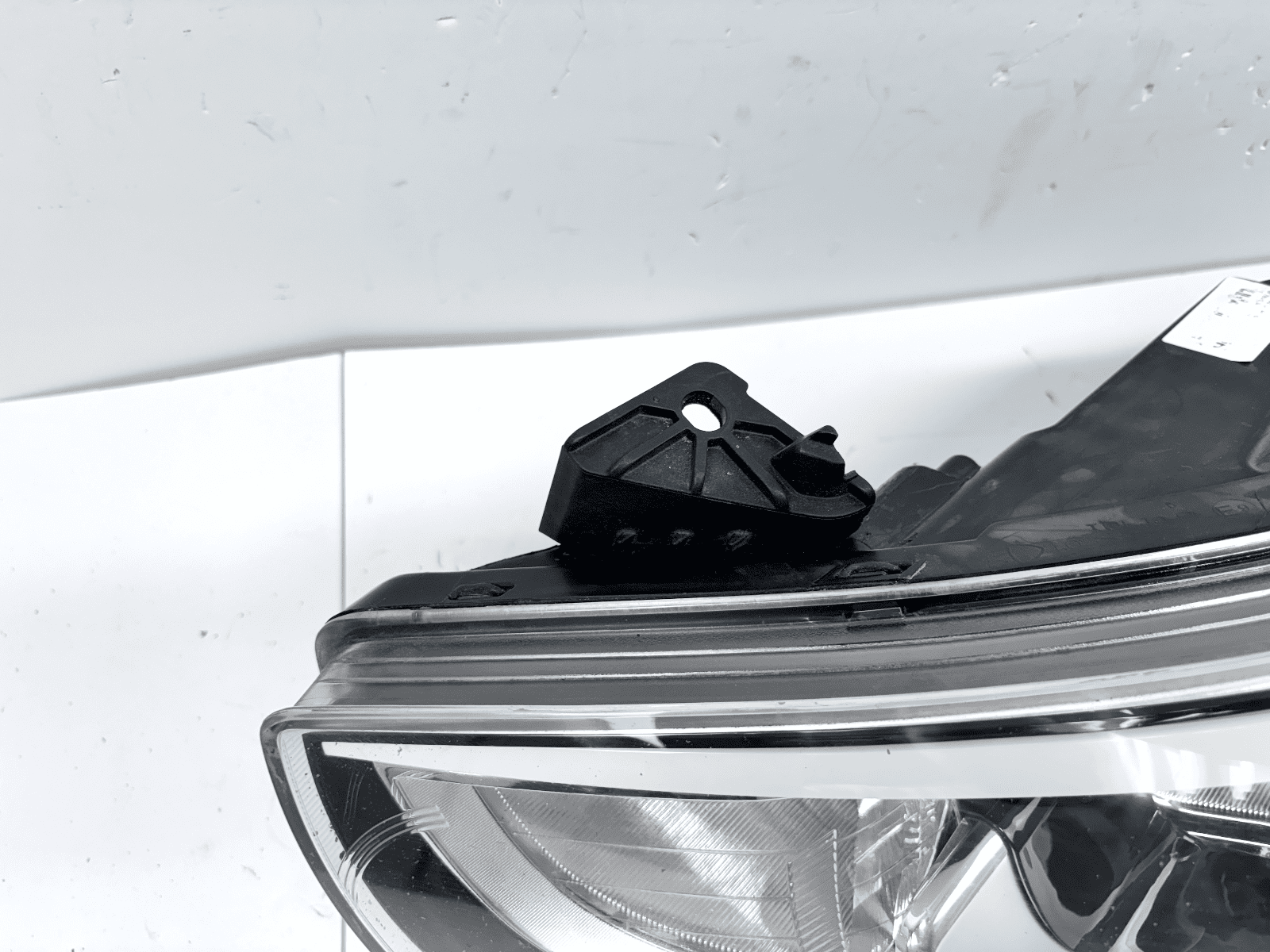 2015-17 Hyundai Accent Halogen Front Left OEM Headlight 92101-1r7 - Image 13