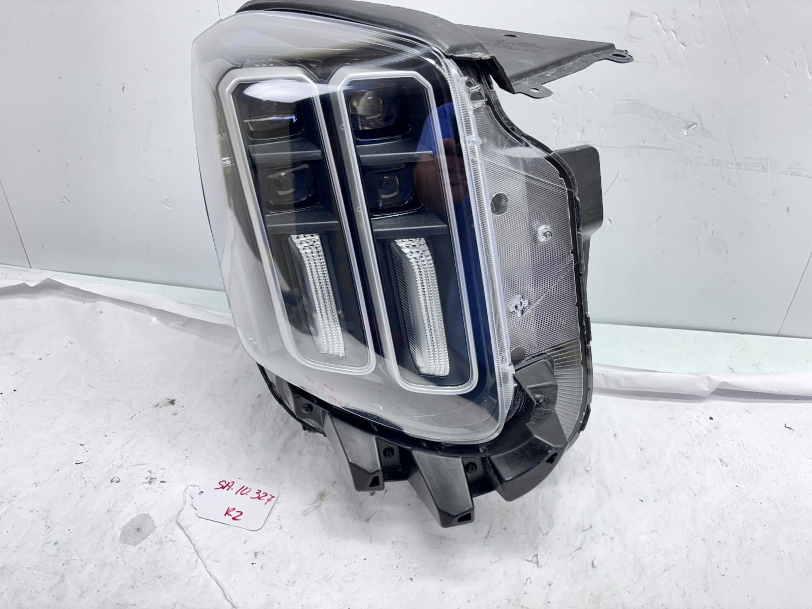92102-S9600 NICE COMPLETE 2024-25 Kia Telluride LED Front Right OEM Headlight - Image 2