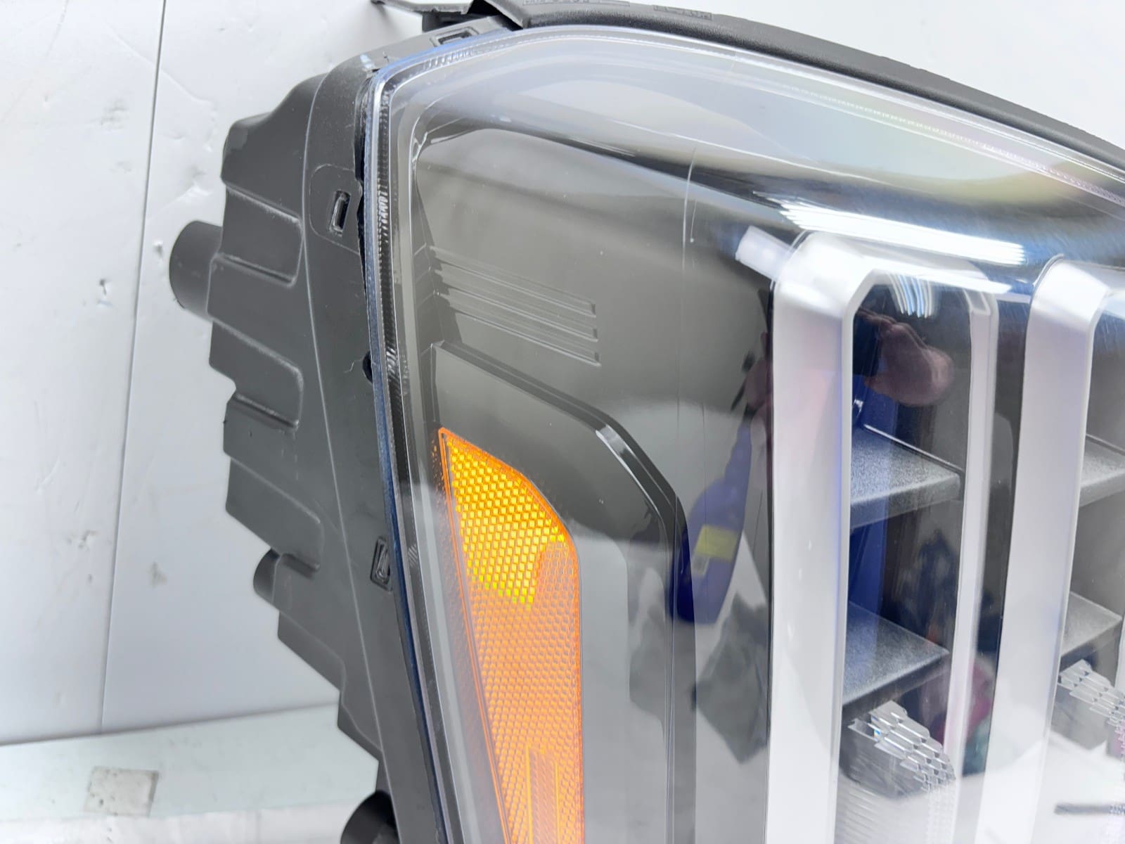 92102-S9600 NICE COMPLETE 2024-25 Kia Telluride LED Front Right OEM Headlight - Image 9