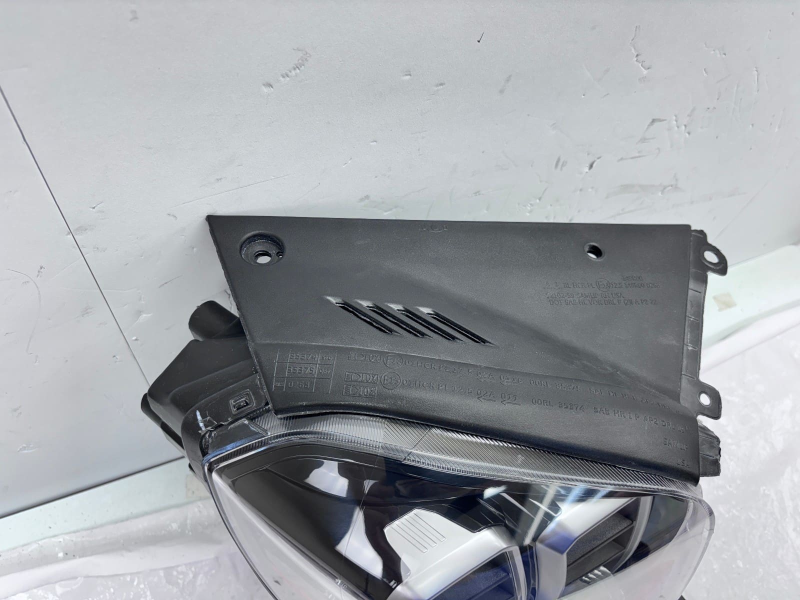92102-S9600 NICE COMPLETE 2024-25 Kia Telluride LED Front Right OEM Headlight - Image 16