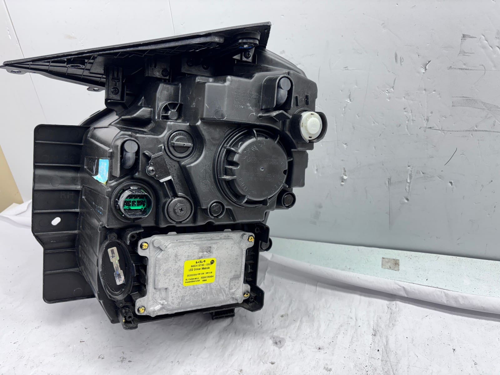 92102-S9600 NICE COMPLETE 2024-25 Kia Telluride LED Front Right OEM Headlight - Image 20
