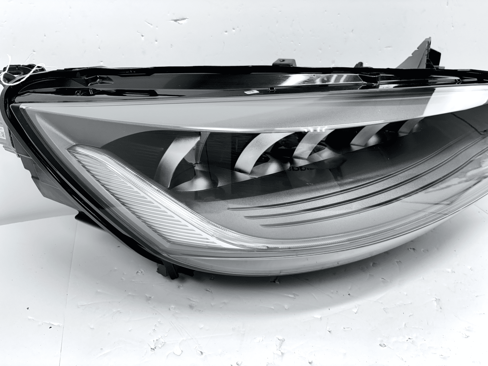 2020-22 Lincoln Aviator LED Front Right OEM Headlight lc5b13e014ap - Image 9