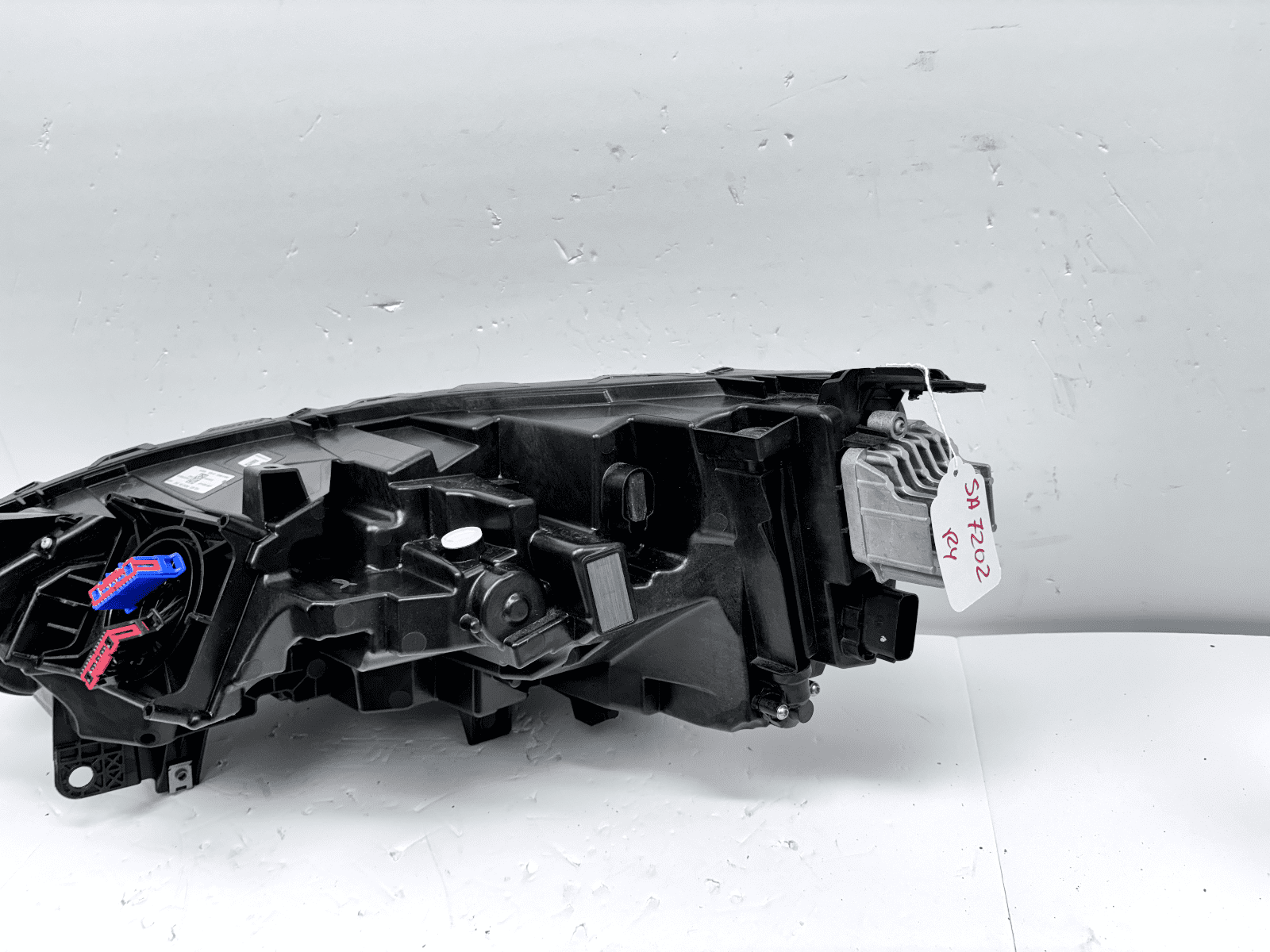 2020-22 Lincoln Aviator LED Front Right OEM Headlight lc5b13e014ap - Image 15