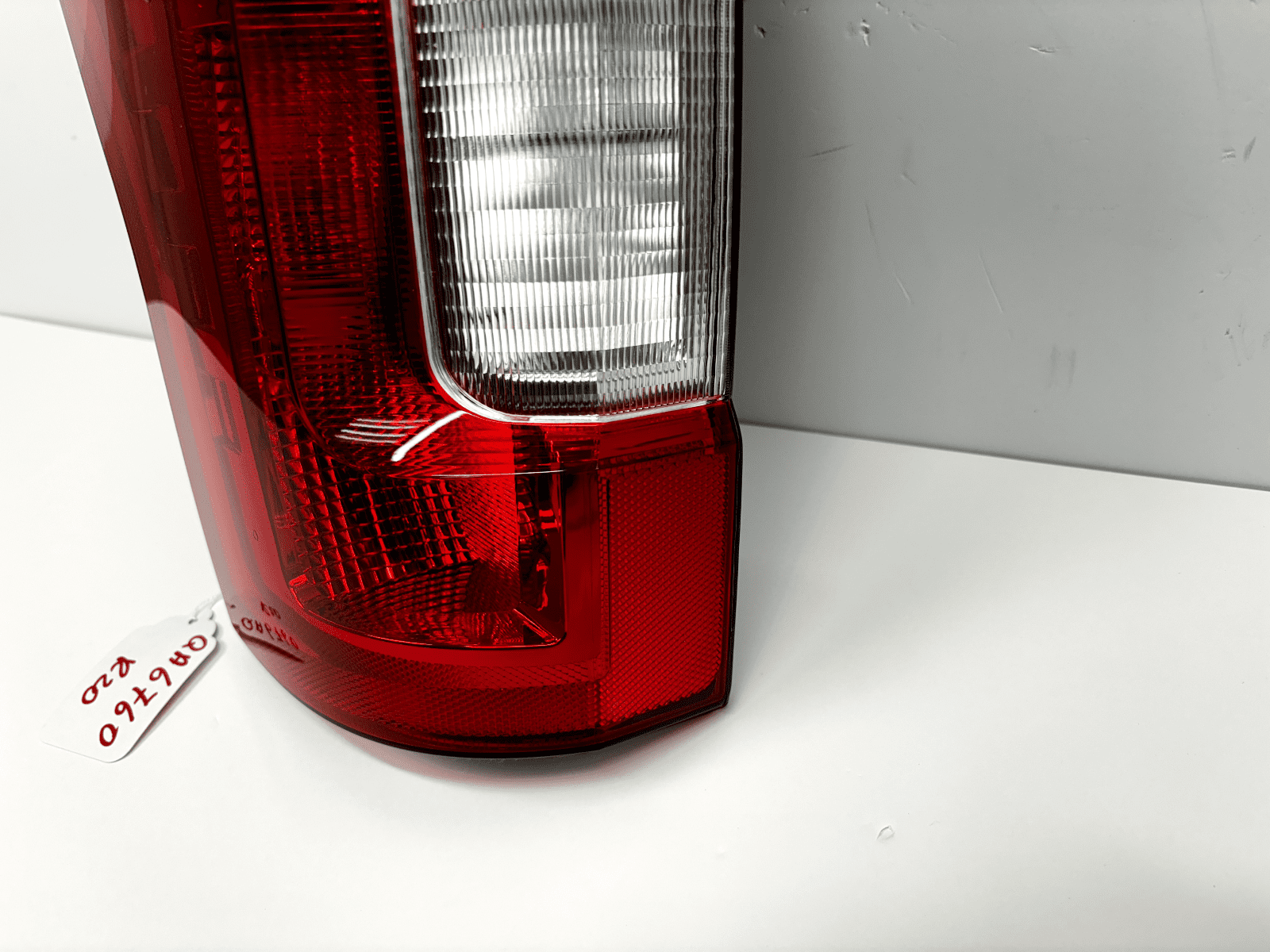 2017-19 Ford F250 F350 F450 Super Duty Halogen Rear Left Tail Light - Image 2