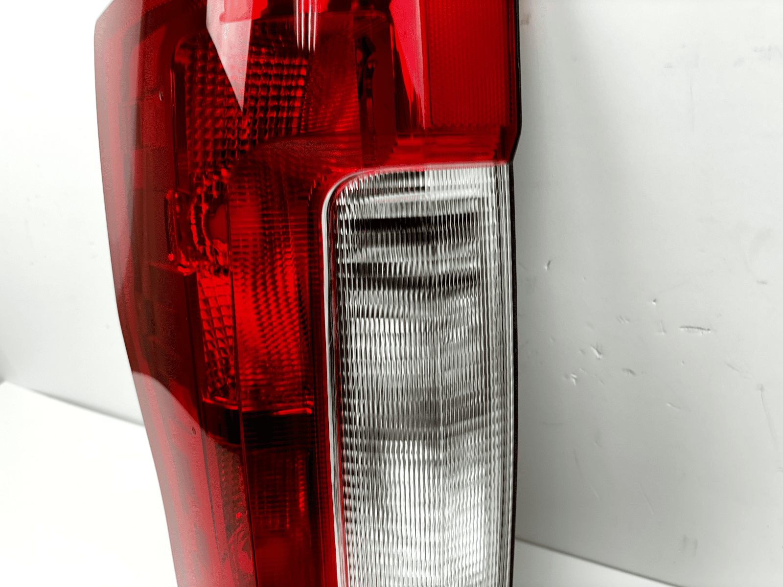2017-19 Ford F250 F350 F450 Super Duty Halogen Rear Left Tail Light - Image 4