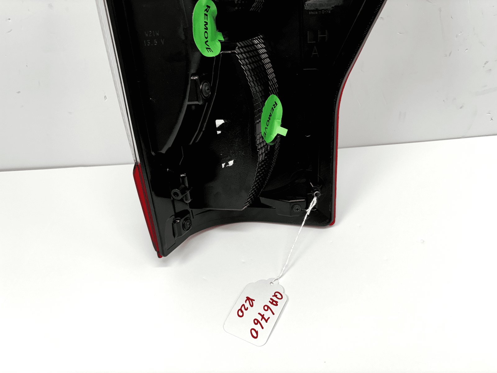2017-19 Ford F250 F350 F450 Super Duty Halogen Rear Left Tail Light - Image 12