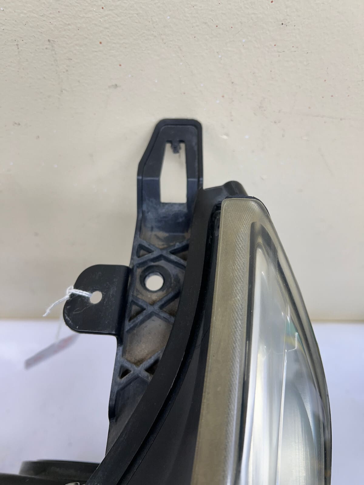 2010-2016 Cadillac SRX Halogen Front Left OEM Headlight - Image 8
