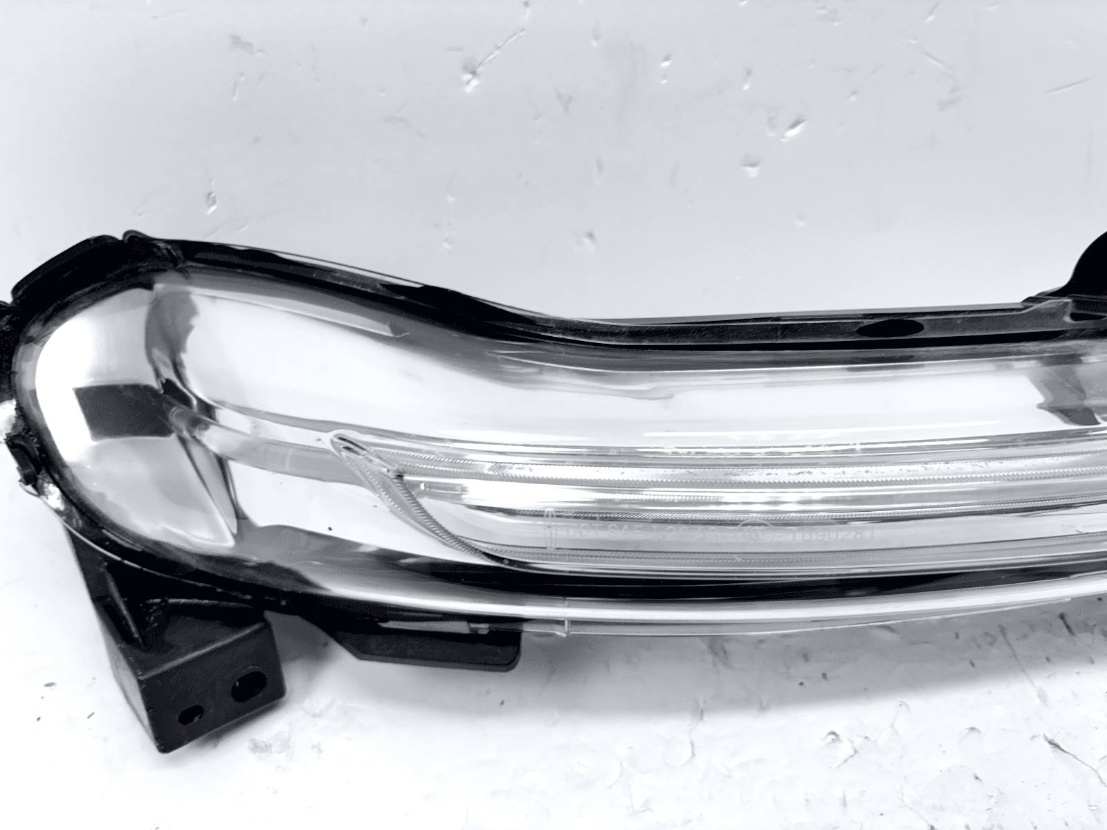 2020-23 Lincoln Aviator LED Front Right OEM Fog Light lc5b15a424bd - Image 9