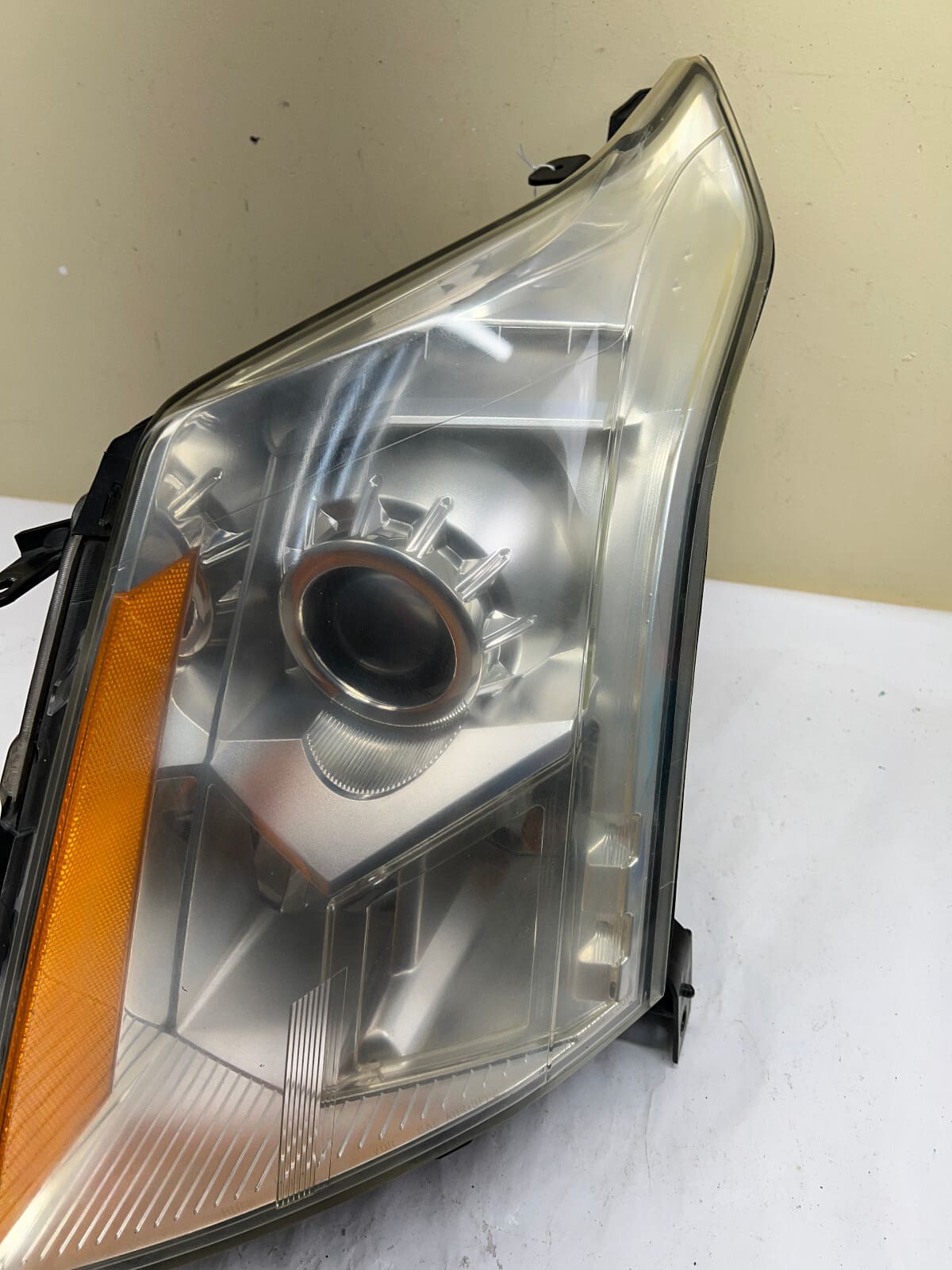 2010-2016 Cadillac SRX Halogen Front Left OEM Headlight - Image 15