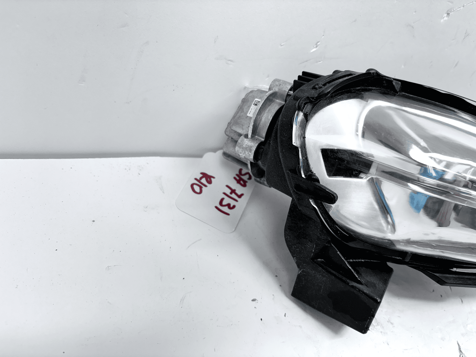 2020-23 Lincoln Aviator LED Front Right OEM Fog Light lc5b15a424bd - Image 10