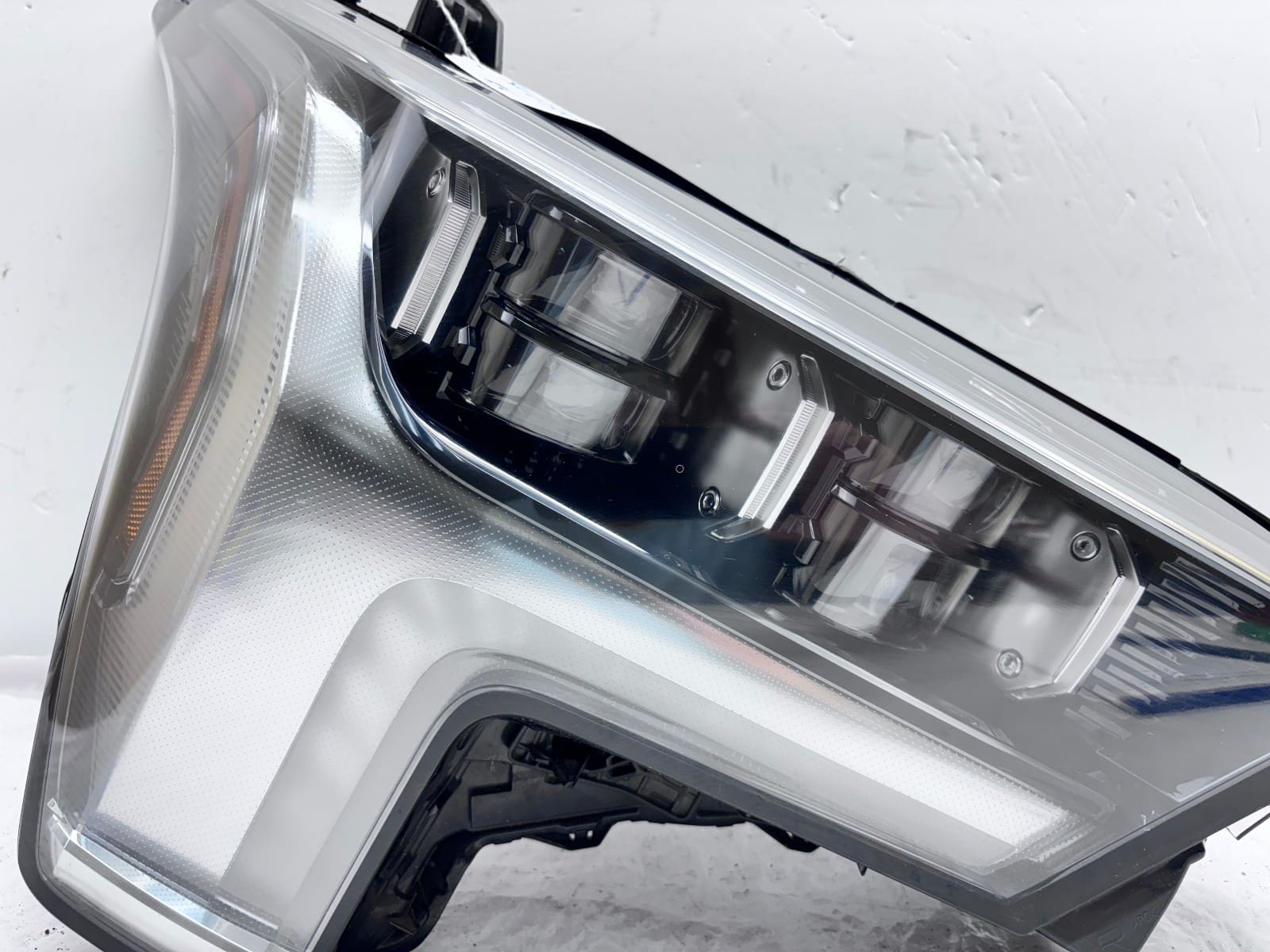 2022-2025 Toyota Sequoia LED Platinum Front Right OEM Headlight - Image 4