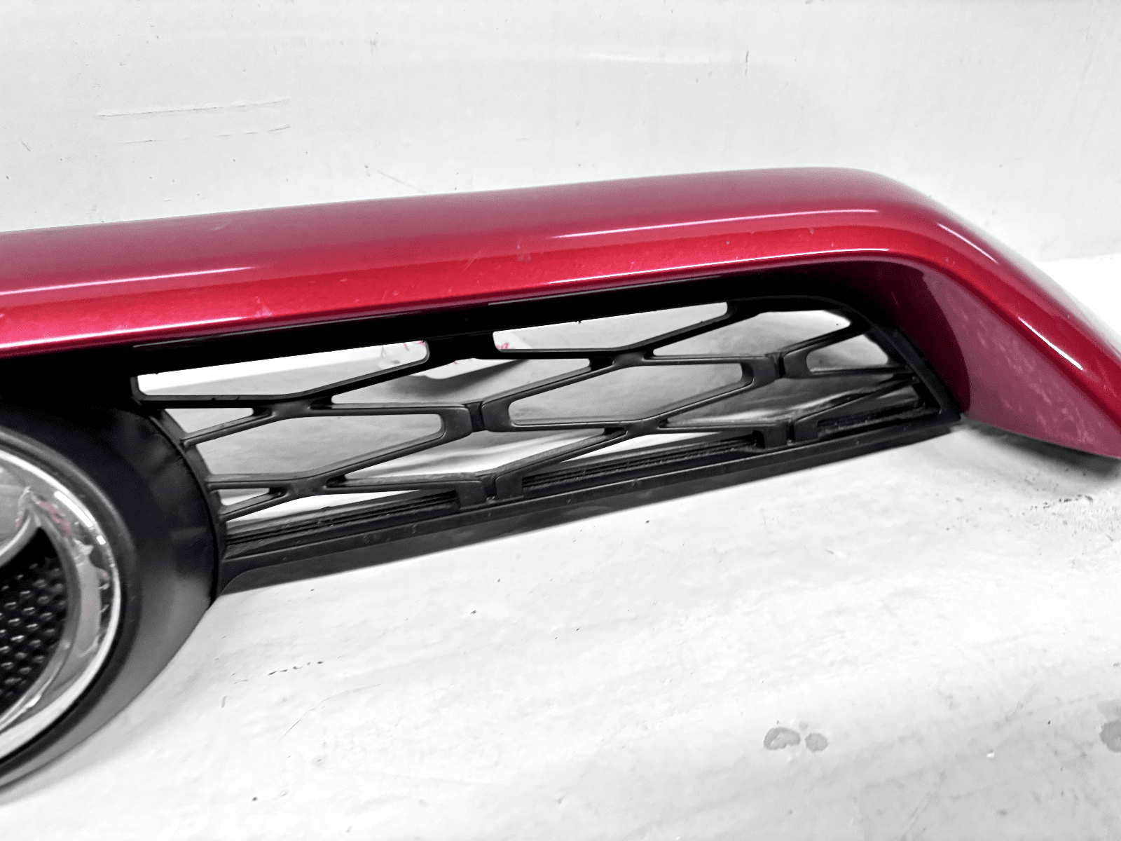 2014-19 Toyota 4Runner Front OEM Grille 53121-35090 - Image 5