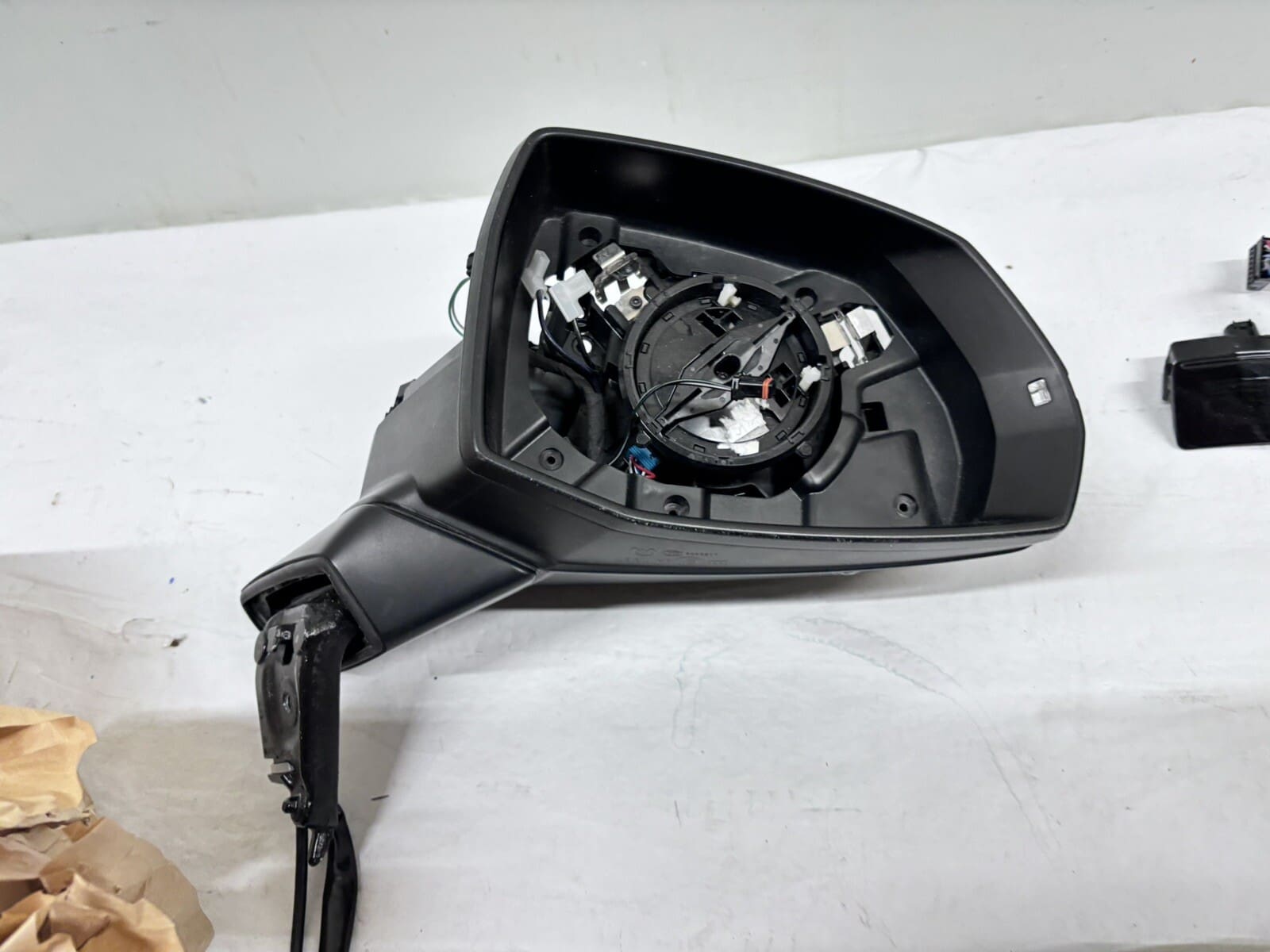2018-2023 Audi Q5 SQ5 Q7 OEM Right Side View OEM Mirror w/Camera - Image 17