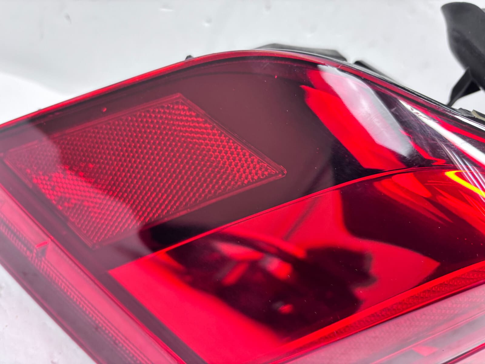 2018-2024 VW Tiguan LED Rear Left OEM Tail Light - Image 9